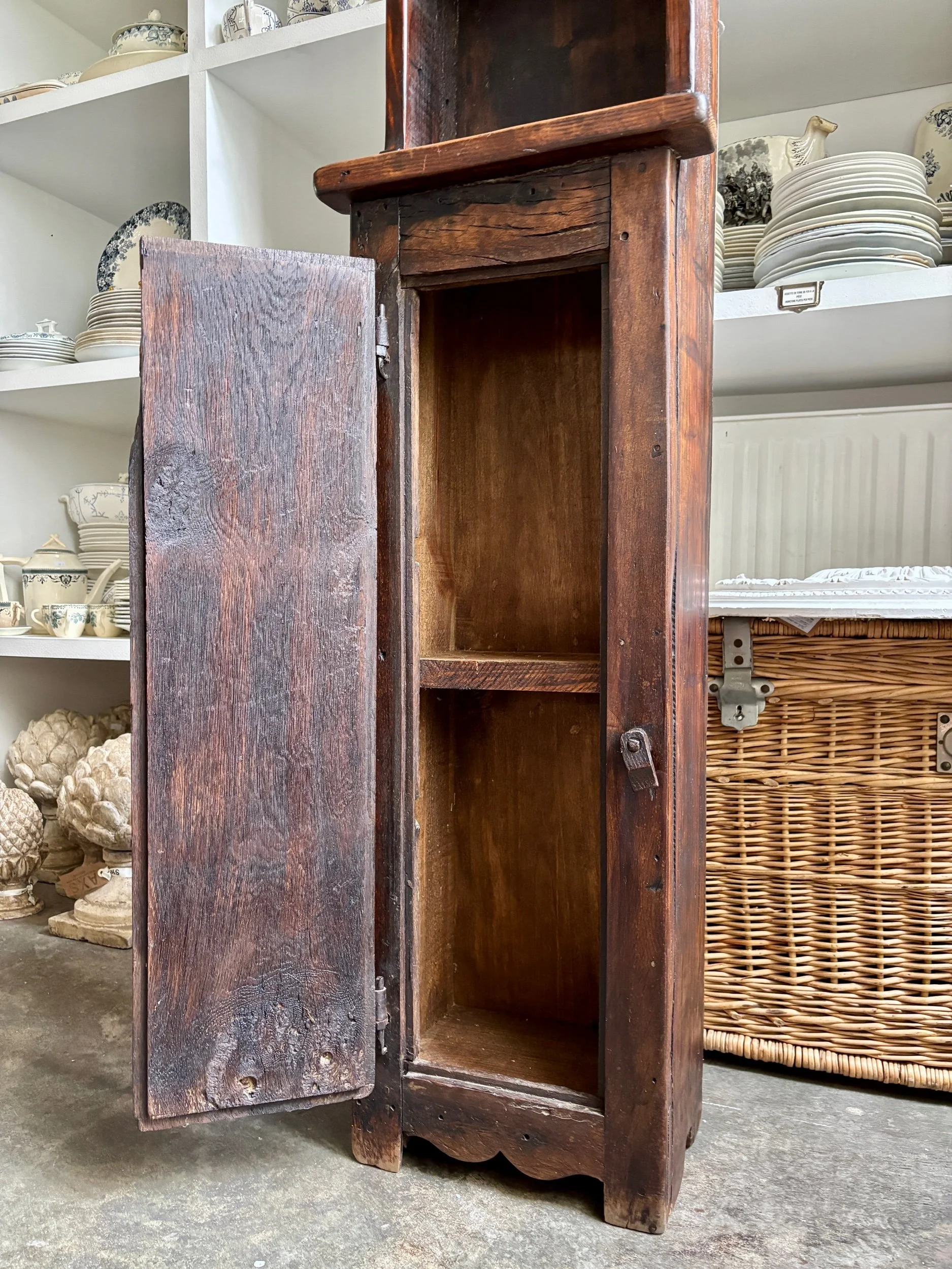 meuble-rangement-bois-fonce-antiquite-vintage-axs-design-paris-france