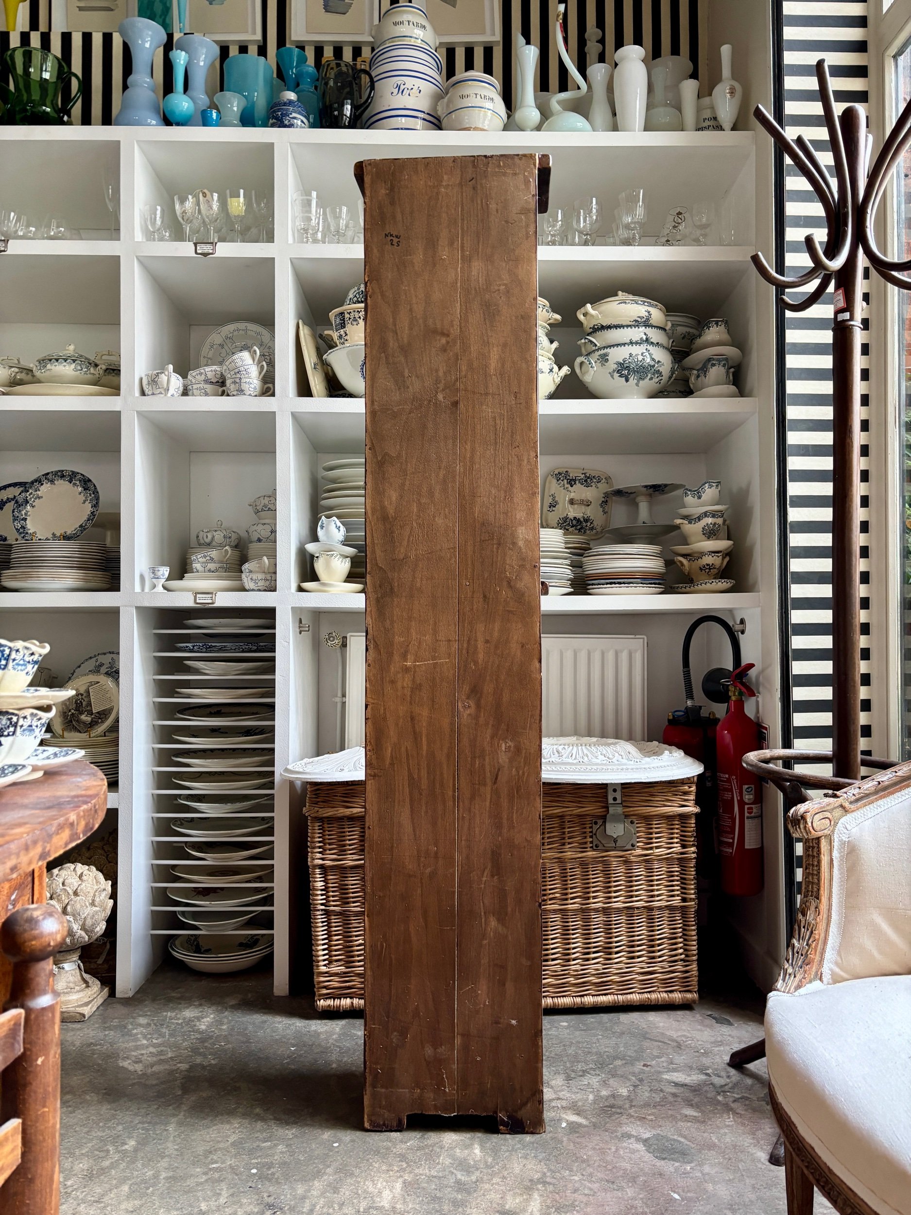 meuble-rangement-bois-fonce-antiquite-vintage-axs-design-paris-france