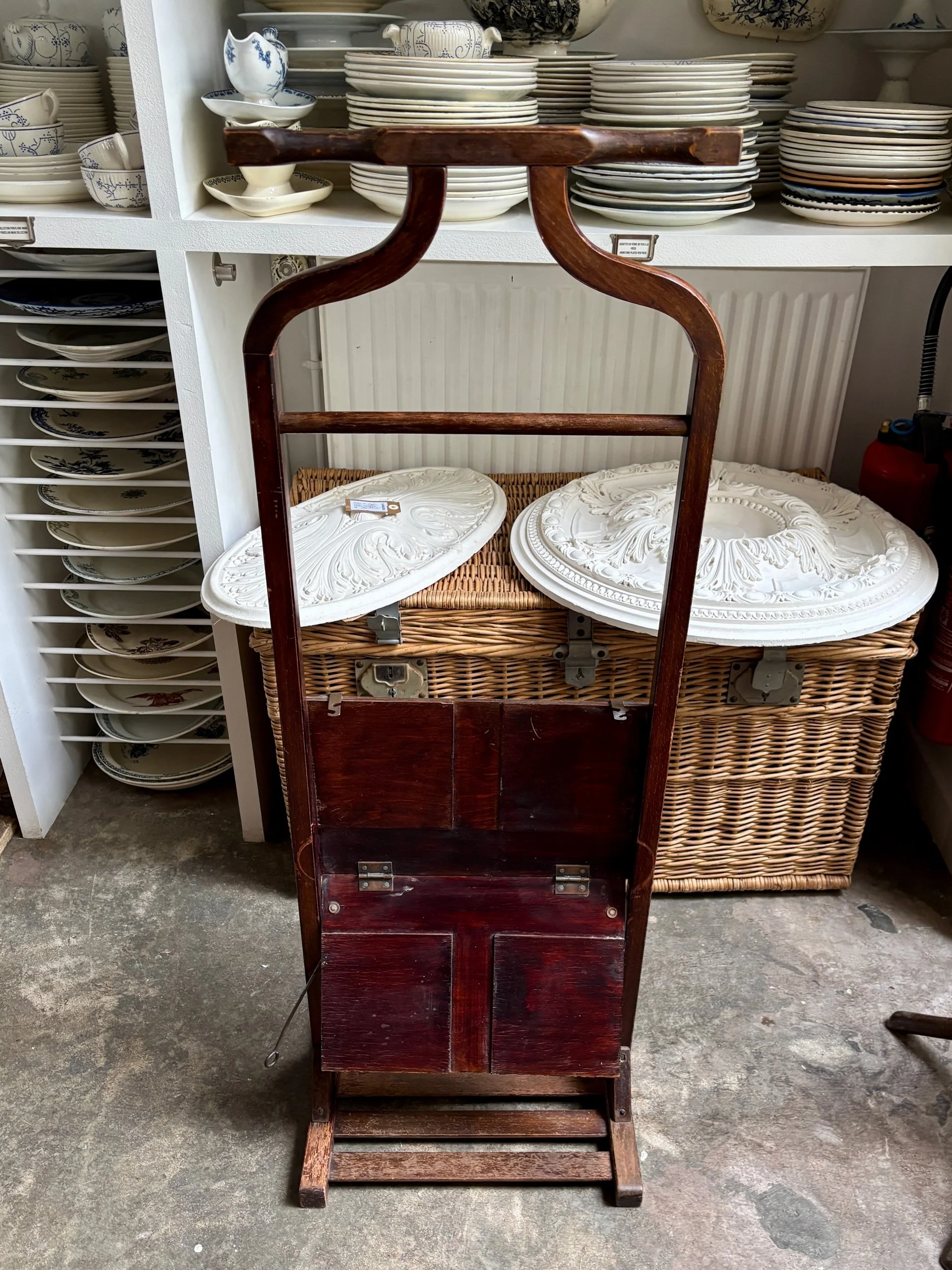 valet-chambre-angleterre-bois-meuble-vintage-axs-design-paris-france