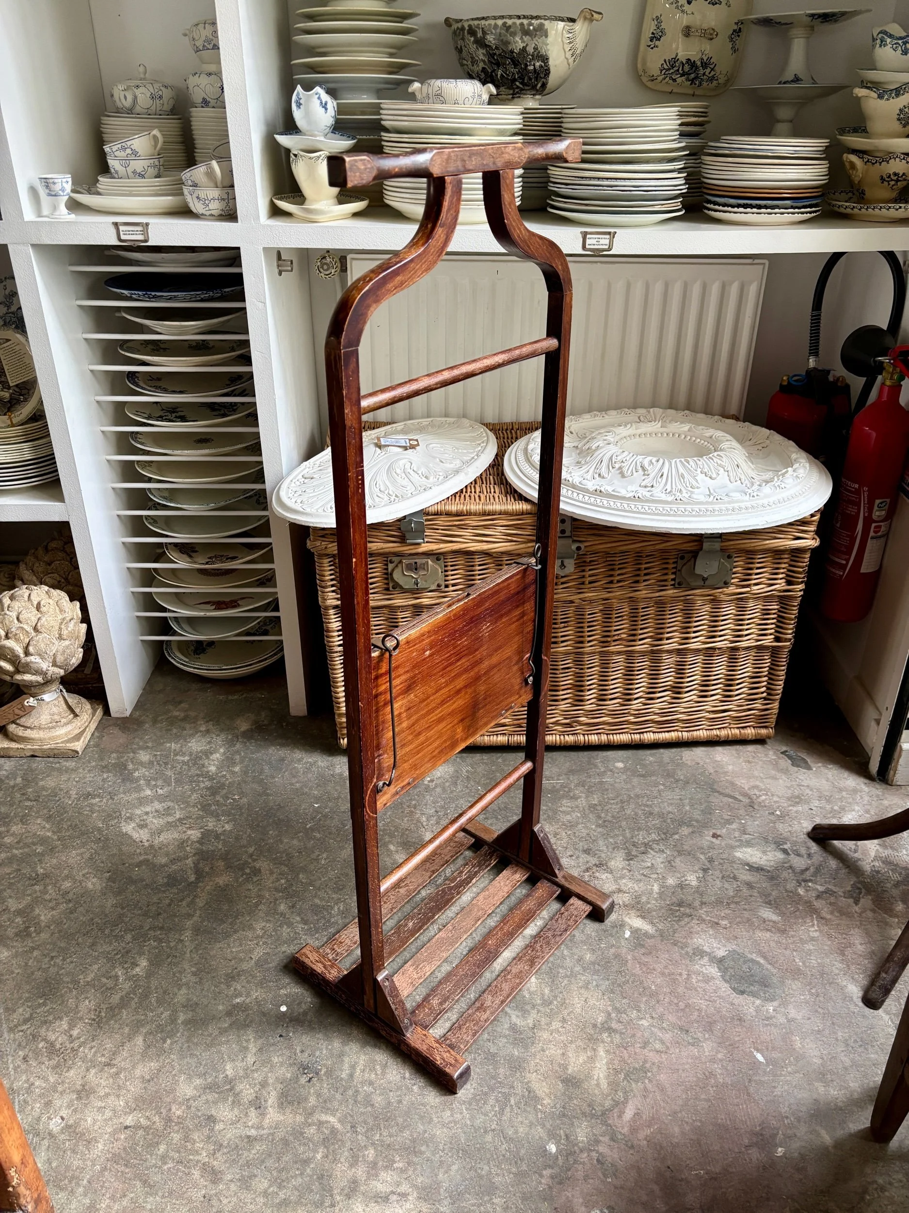 valet-chambre-angleterre-bois-meuble-vintage-axs-design-paris-france