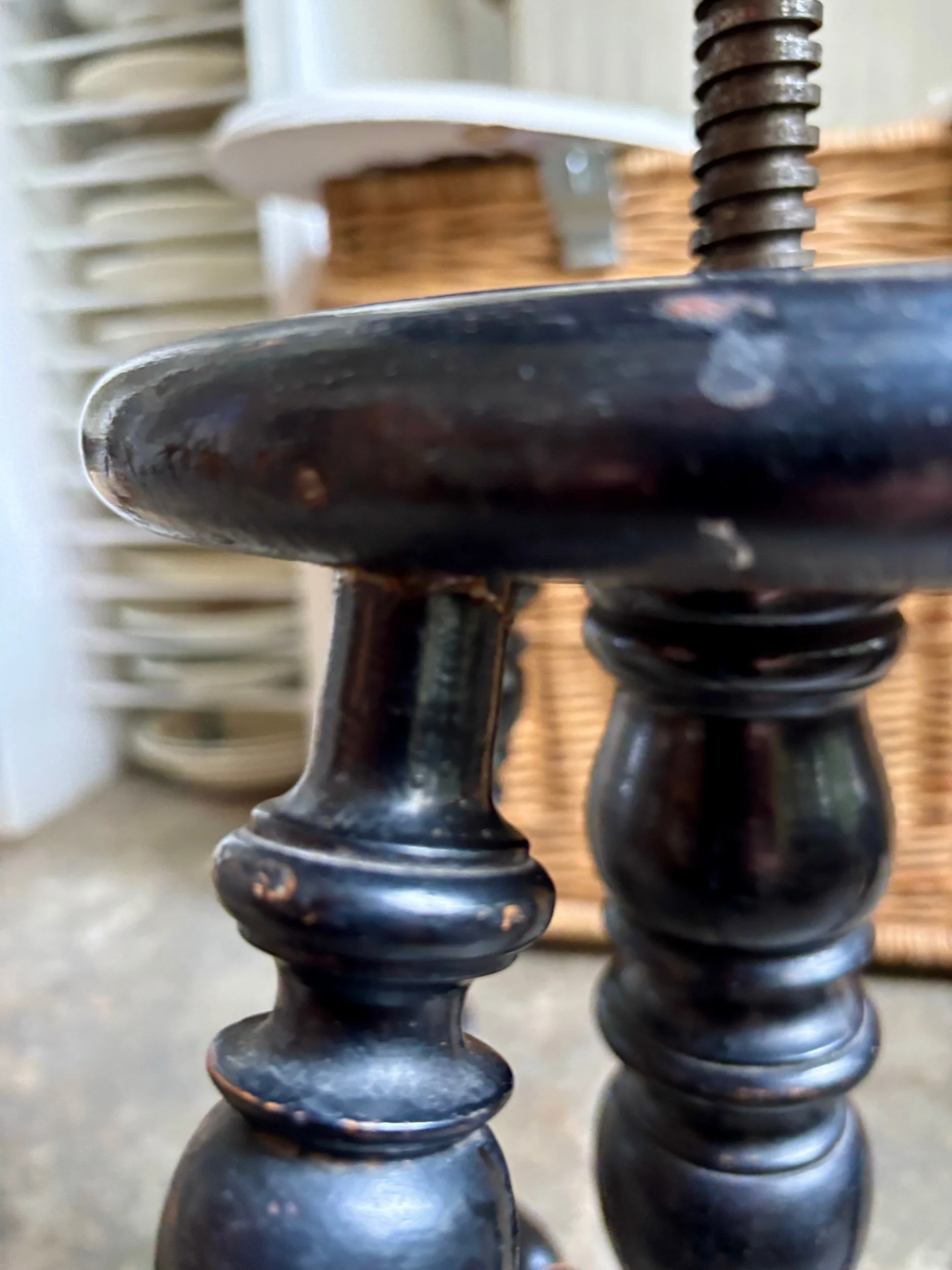 tabouret-piano-napoleon-iii-bois-noir-coton-beige-assise-vintage-axs-design-paris-france