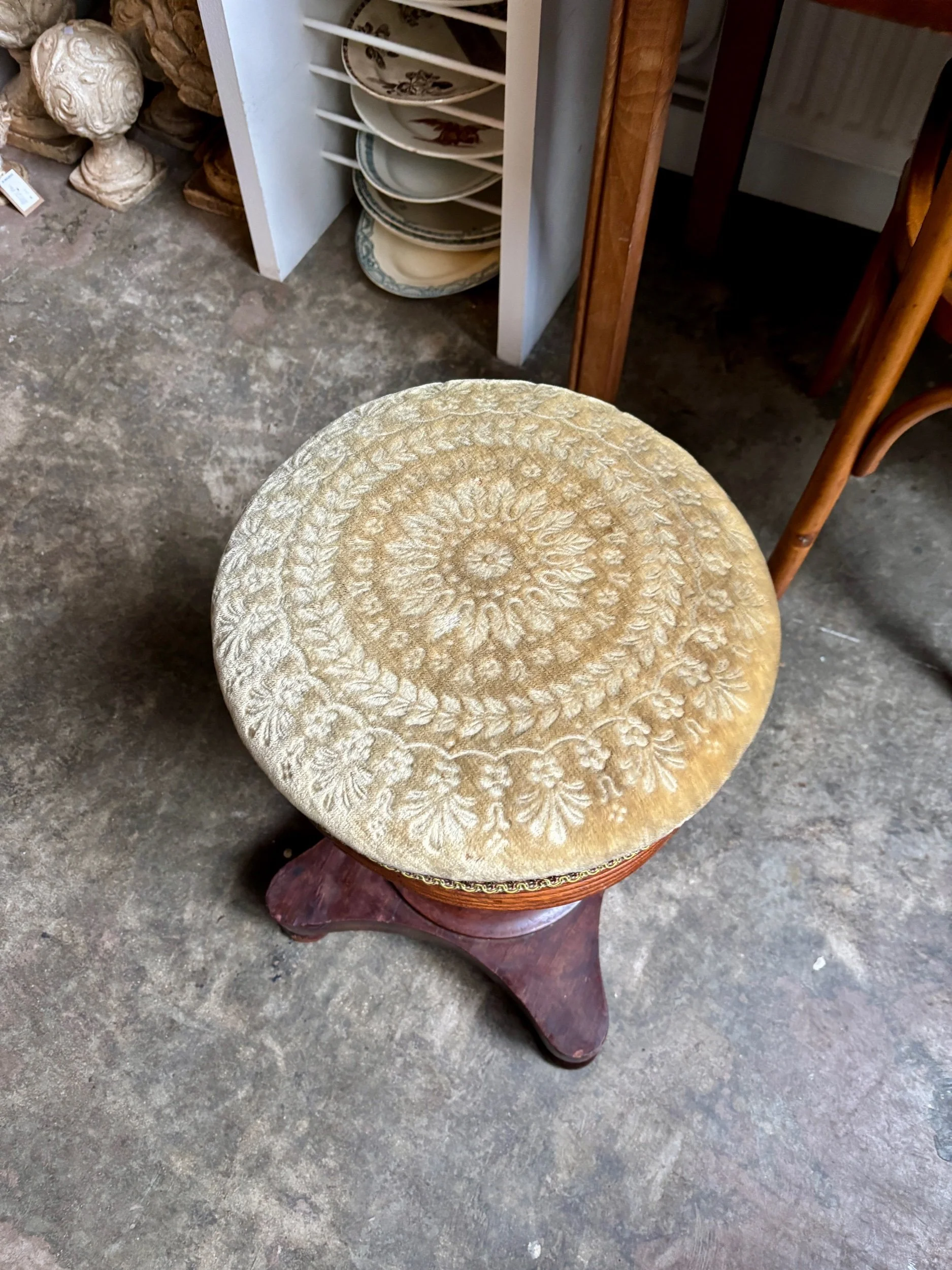 tabouret-piano-bois-velours-vintage-axs-design-paris-france