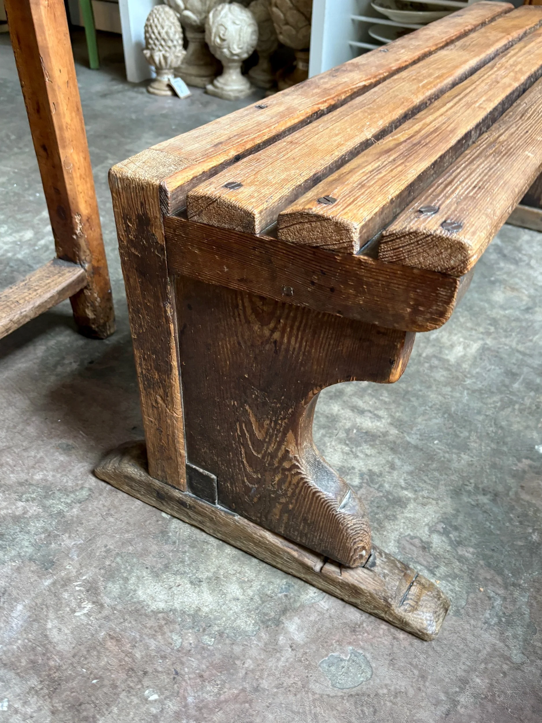 banc-bois-fonce-assise-vintage-axs-design-paris-france