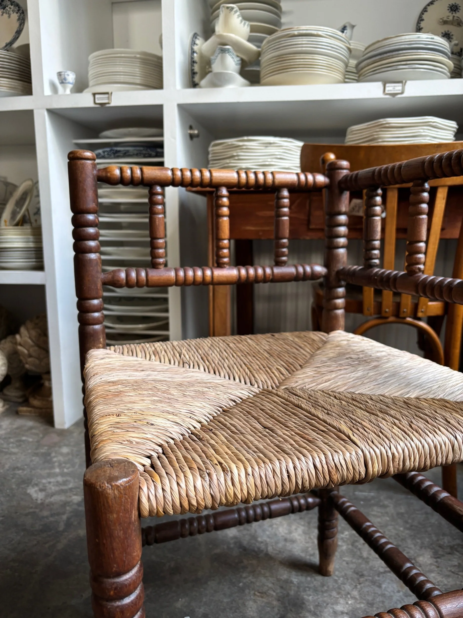 chaise-coin-bois-paille-assise-vintage-axs-design-paris-france