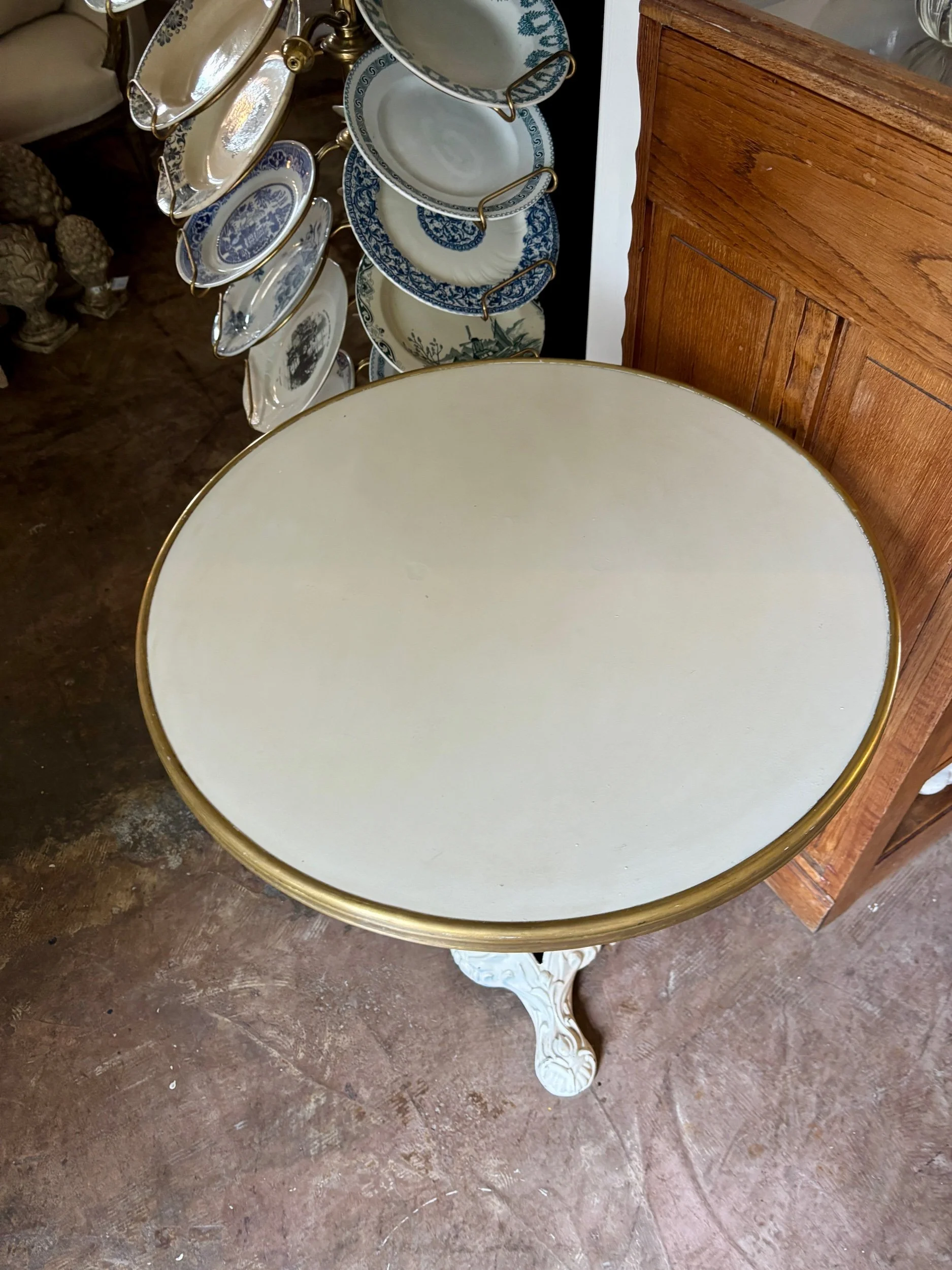 table-bistrot-fonte-fer-blanc-mobilier-vintage-axs-design-paris-france