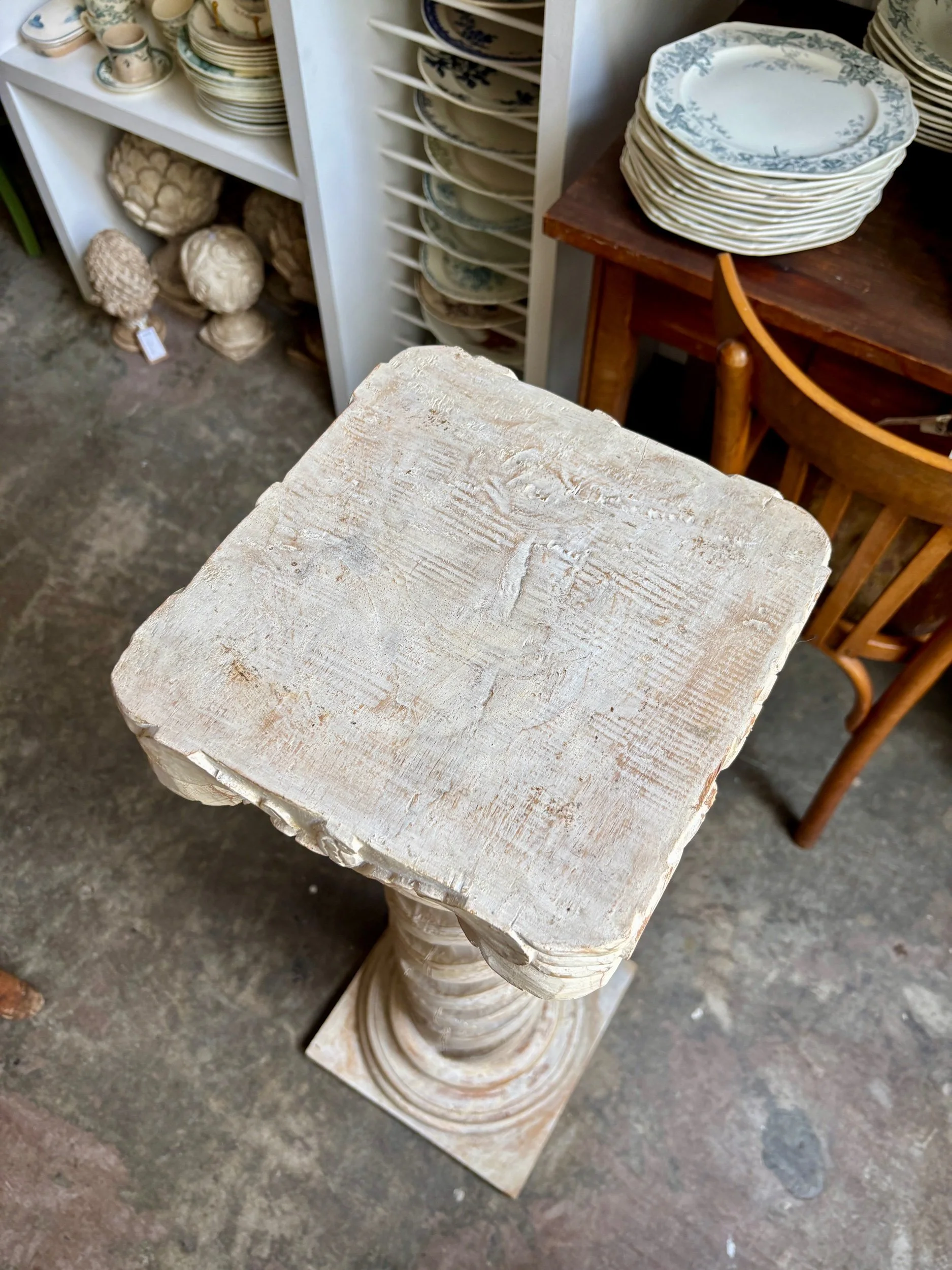 colonne-bois-sculpte-mobilier-vintage-axs-design-paris-france