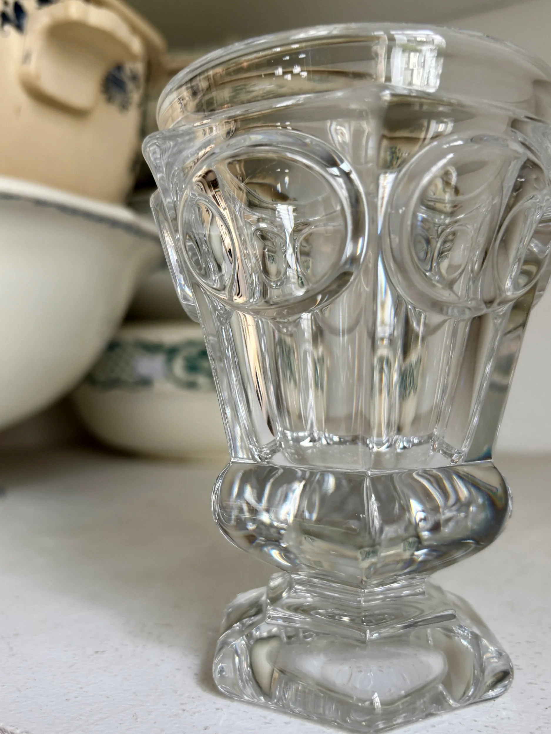 vase-violettes-baccarat-cristal-decoration-vintage-axs-design-paris-france