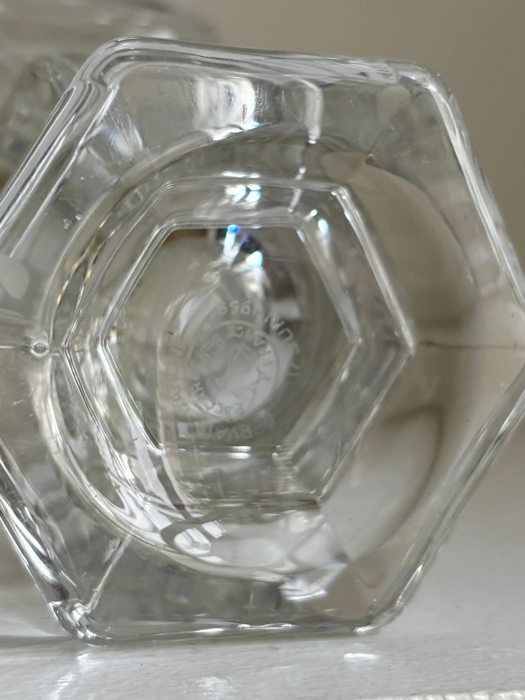 vase-violettes-baccarat-cristal-decoration-vintage-axs-design-paris-france