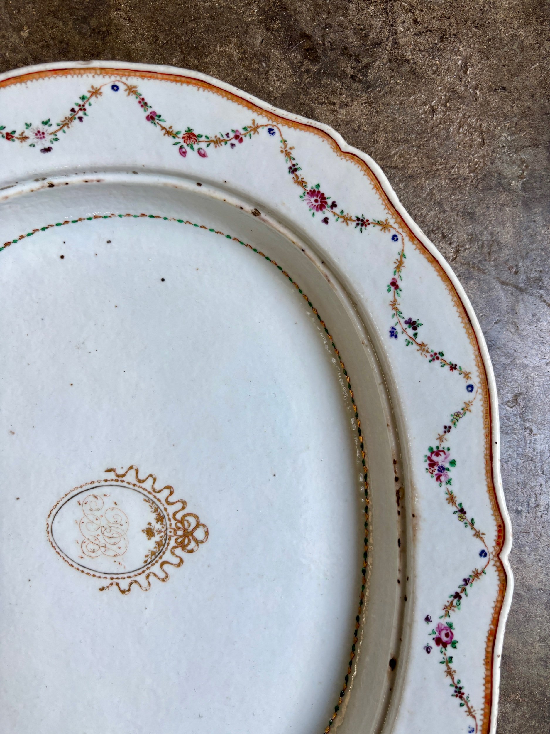 plat-ovale-creux-porcelaine-chine-compagnie-des-indes-vaisselle-antique-vintage-axs-design-paris-france