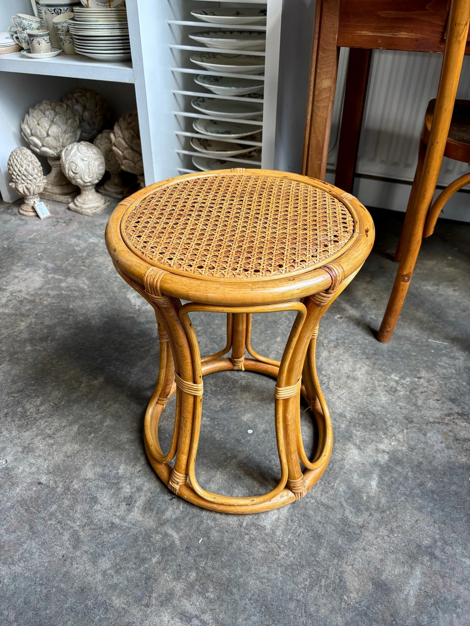 tabouret-table-appoint-rotin-cannage-meuble-vintage-axs-design-paris-france