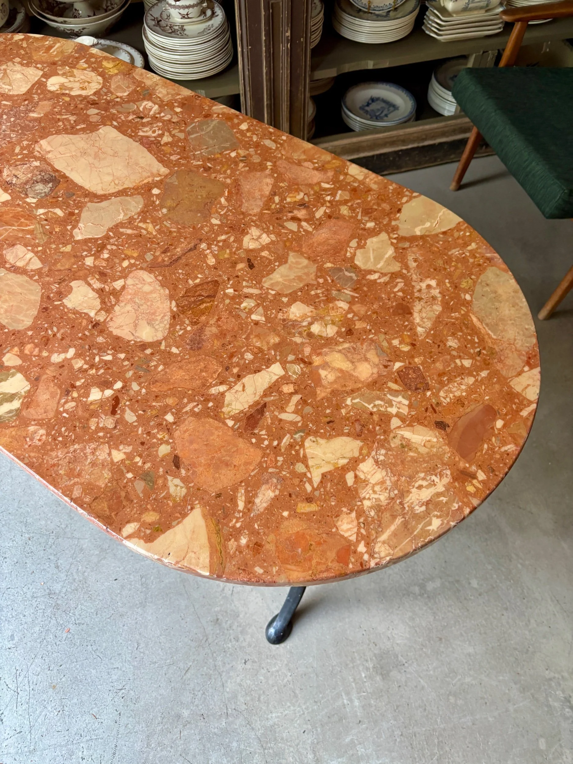 table-bistrot-oblongue-pierre-caunes-fonte-fer-mobilier-vintage-axs-design-paris-france