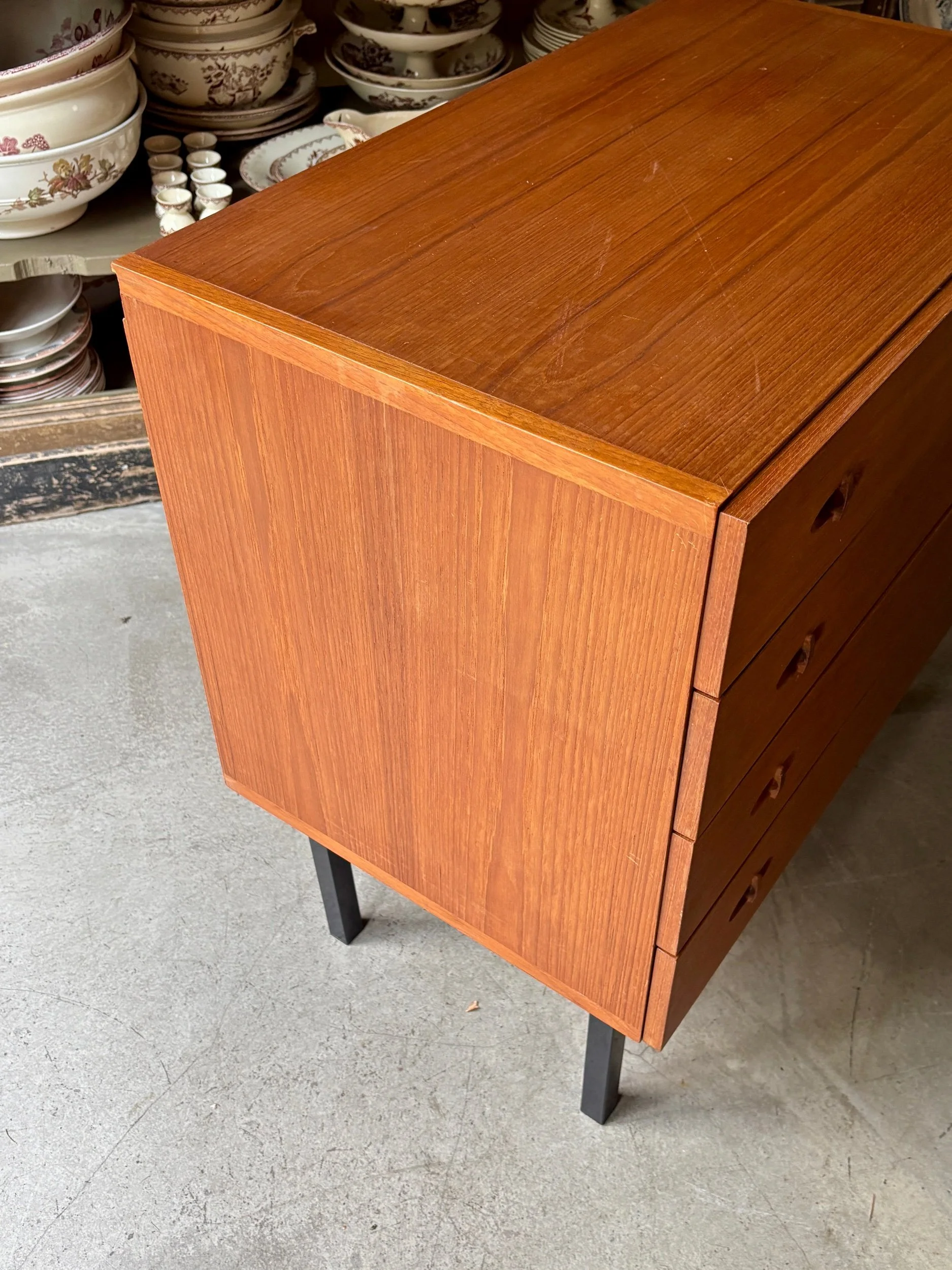 commode-4-tiroirs-teck-henry-walter-klein-meuble-scandinave-vintage-axs-design-paris-france