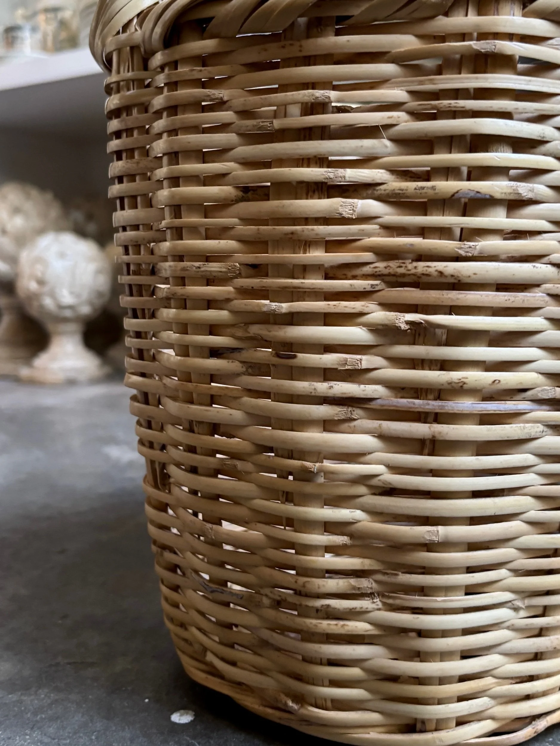 panier-rotin-bois-decoration-vintage-axs-design-paris-france