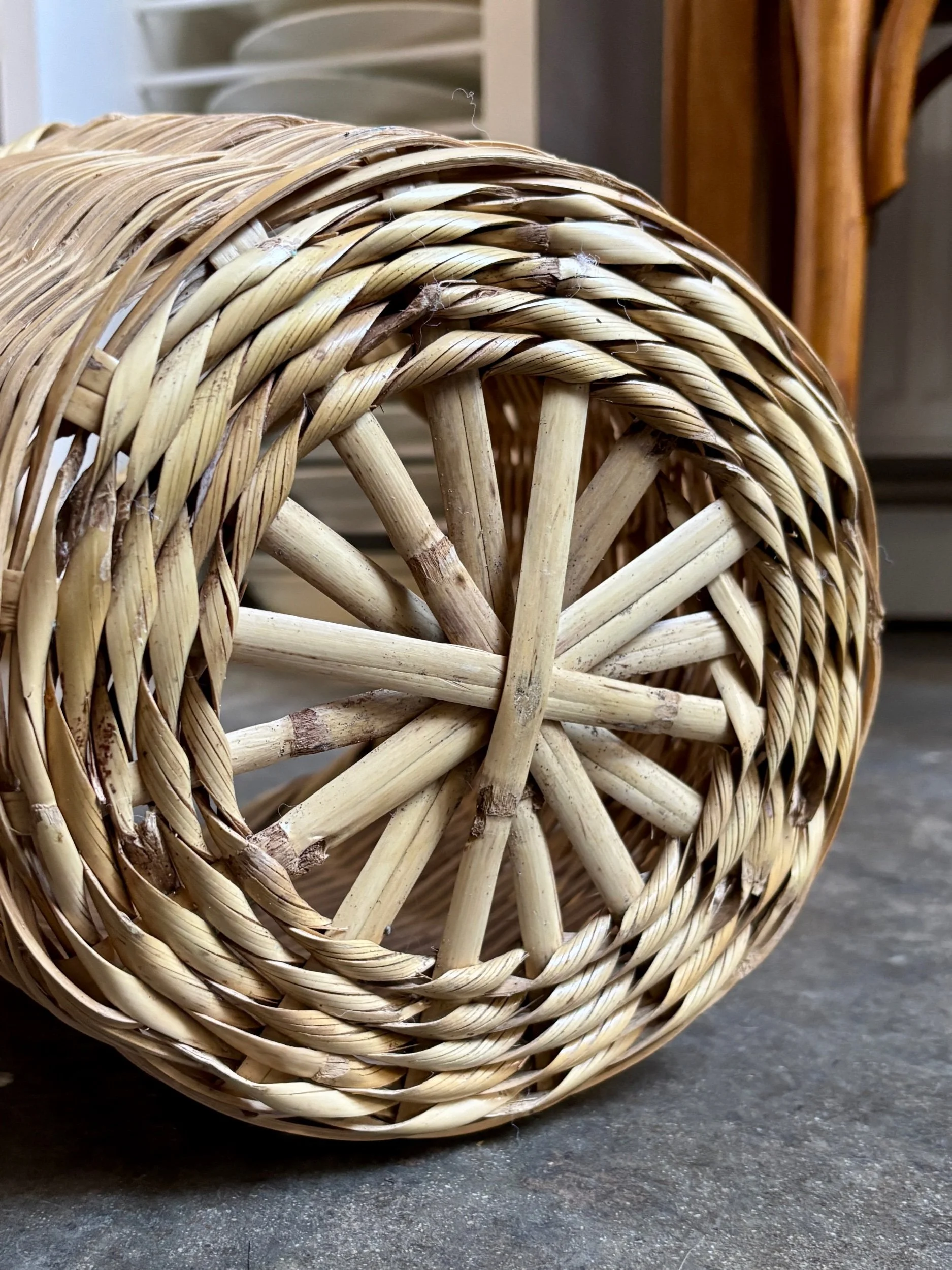 panier-rotin-bois-decoration-vintage-axs-design-paris-france