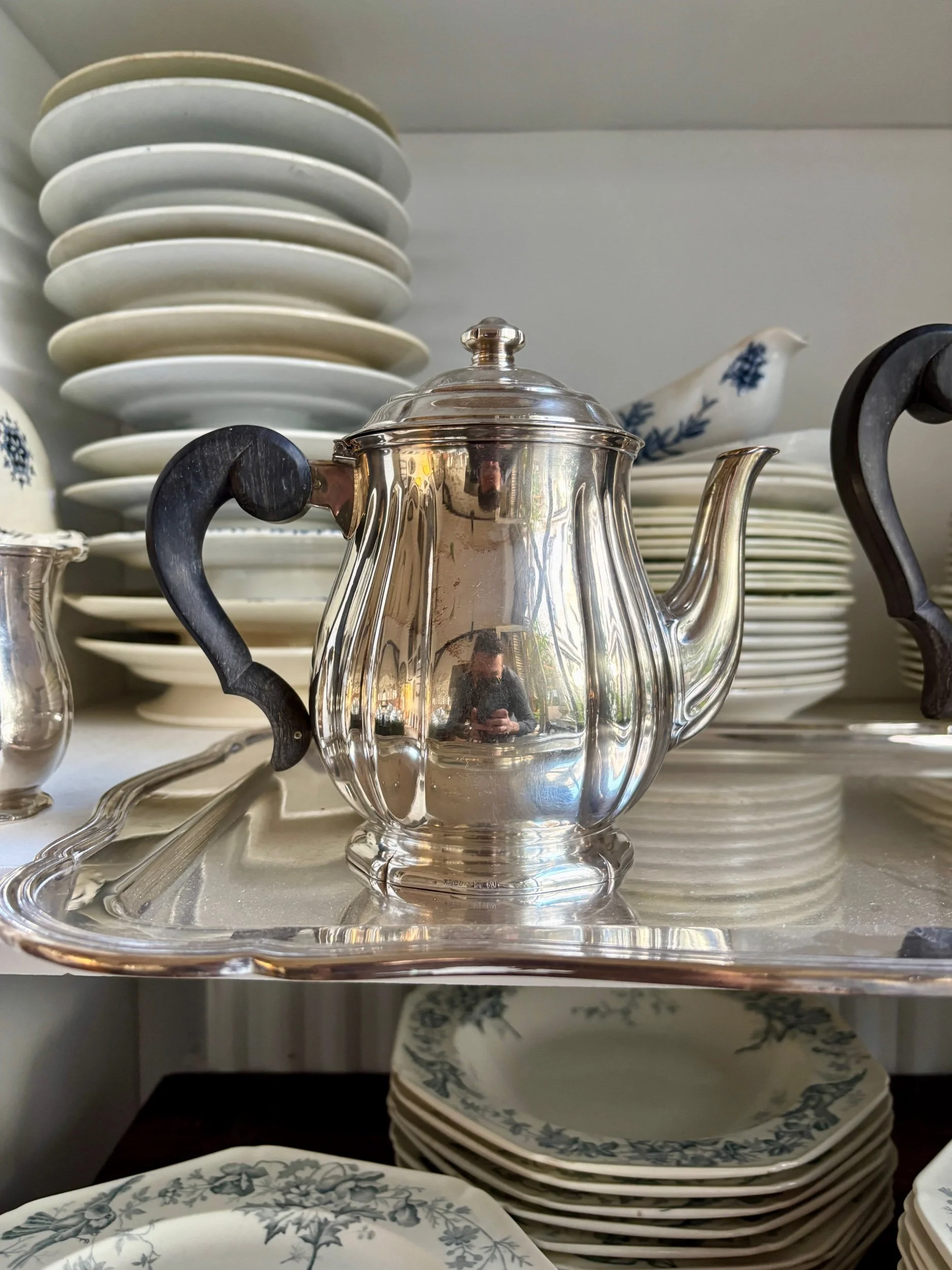 service-the-cafe-ercuis-metal-argente-5-pieces-vaisselle-vintage-axs-design-paris-france