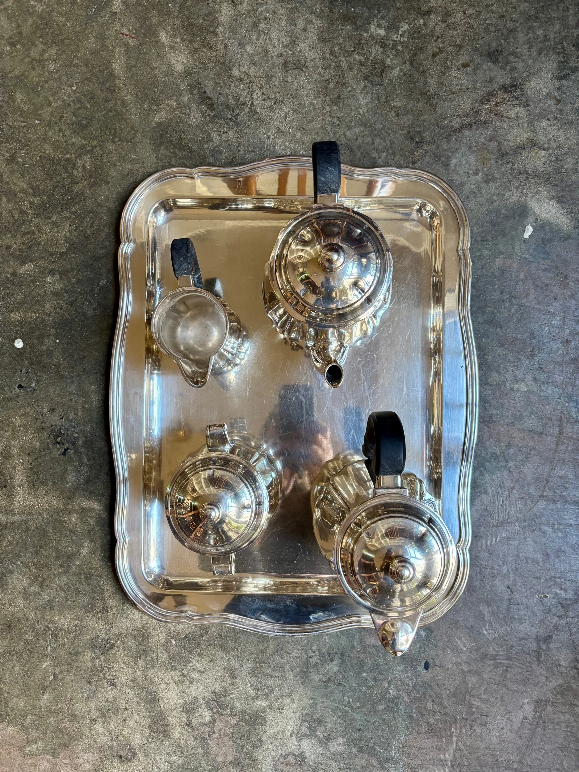 service-the-cafe-ercuis-metal-argente-5-pieces-vaisselle-vintage-axs-design-paris-france