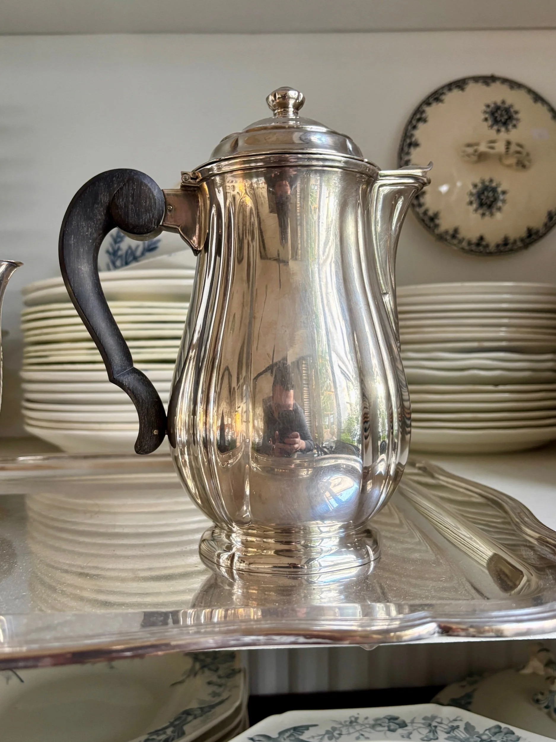 service-the-cafe-ercuis-metal-argente-5-pieces-vaisselle-vintage-axs-design-paris-france
