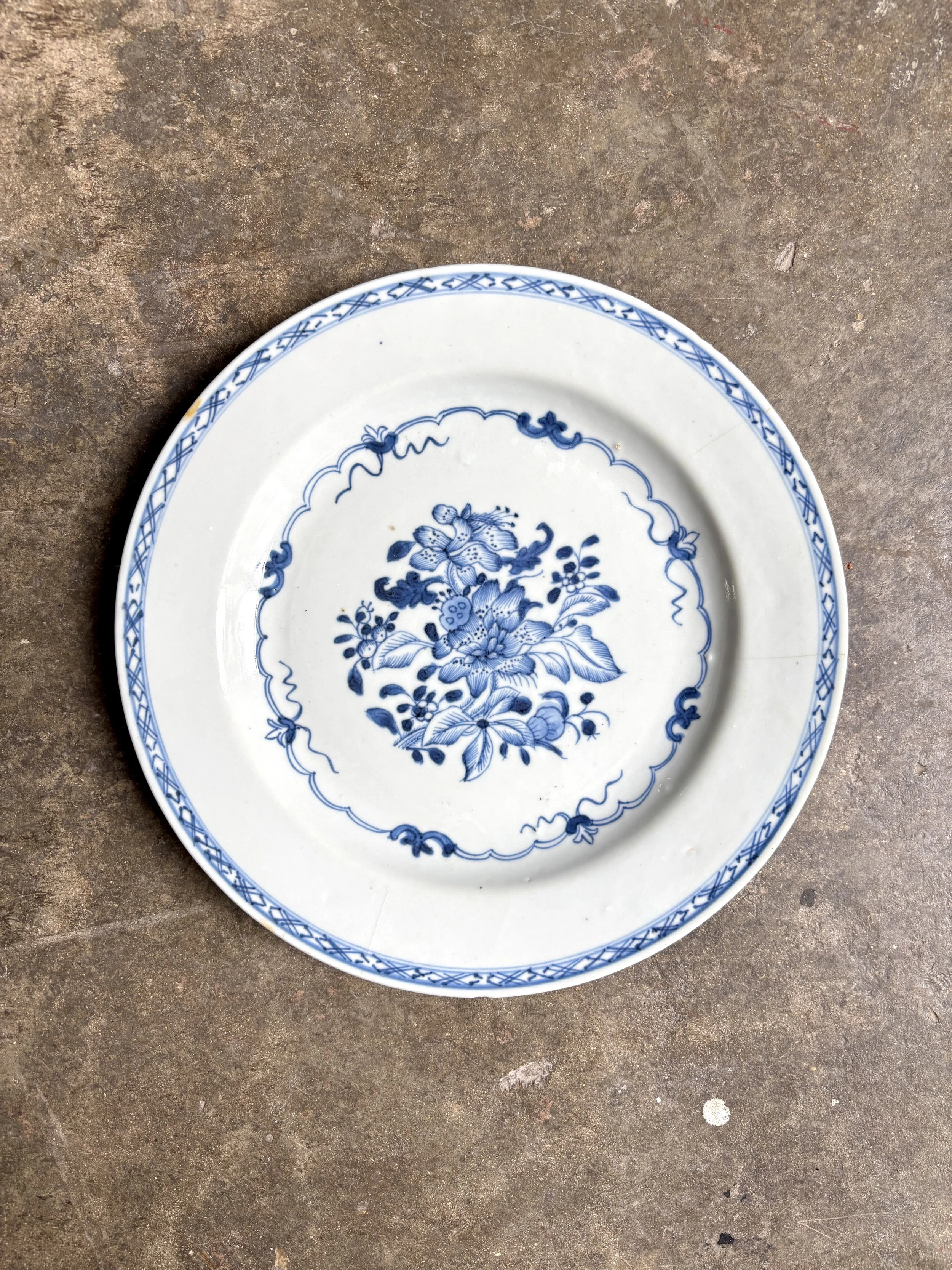 assiette-plate-asie-porcelaine-bleu-vaisselle-vintage-antique-axs-design-paris-france