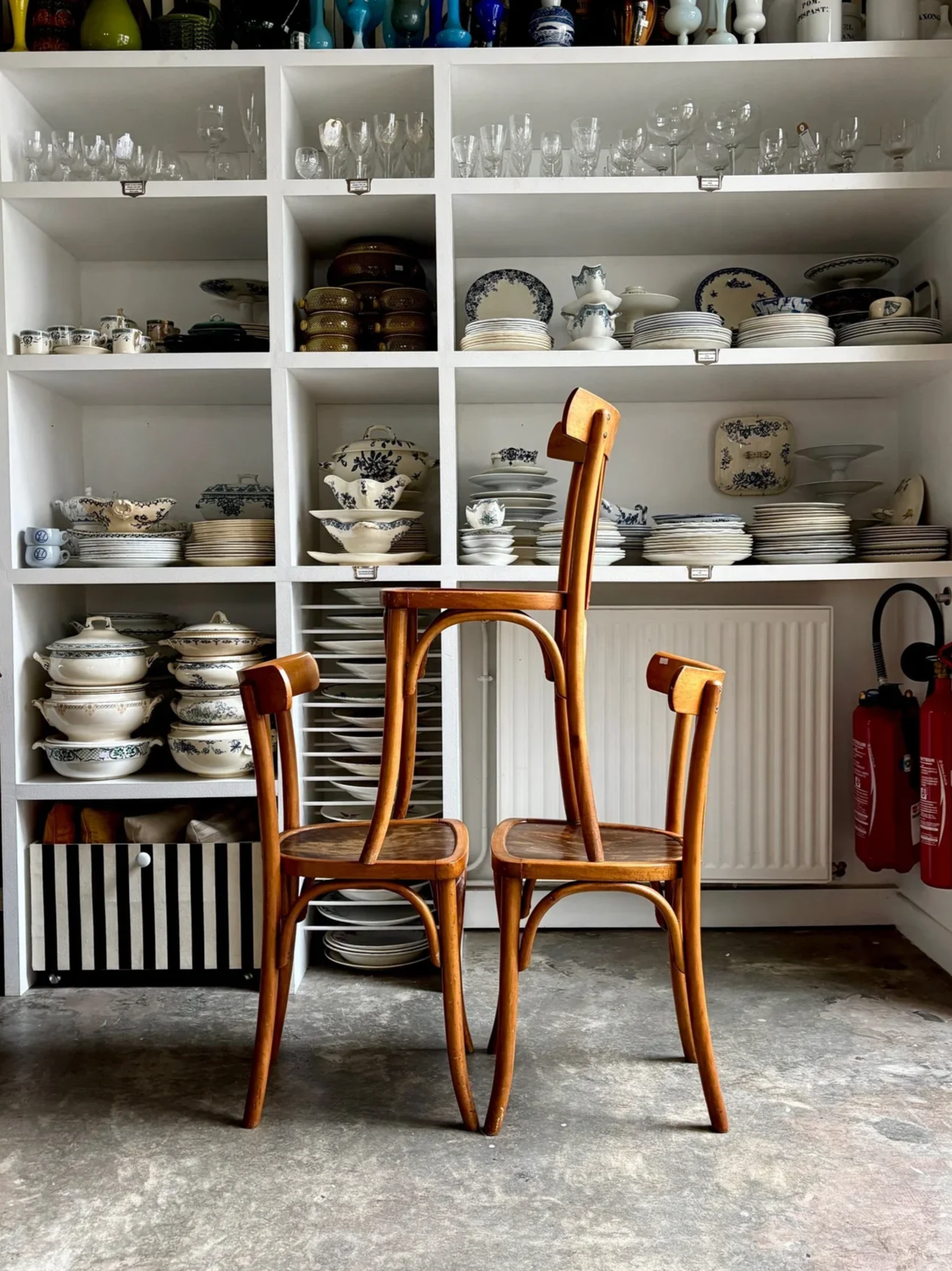 chaise-bistrot-bois-assise-vintage-axs-design-paris-france