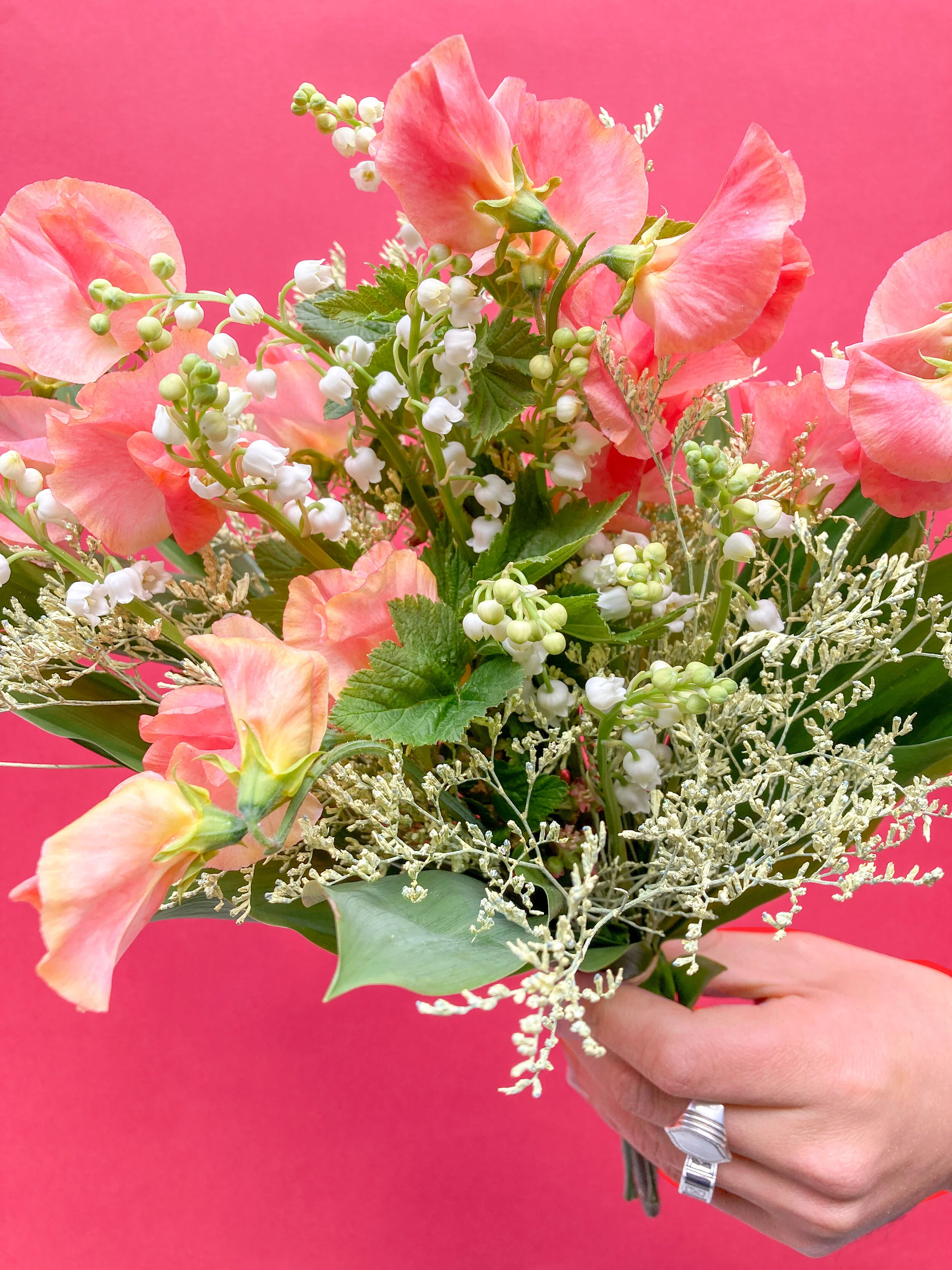 Bouquet de muguet et pois de senteur