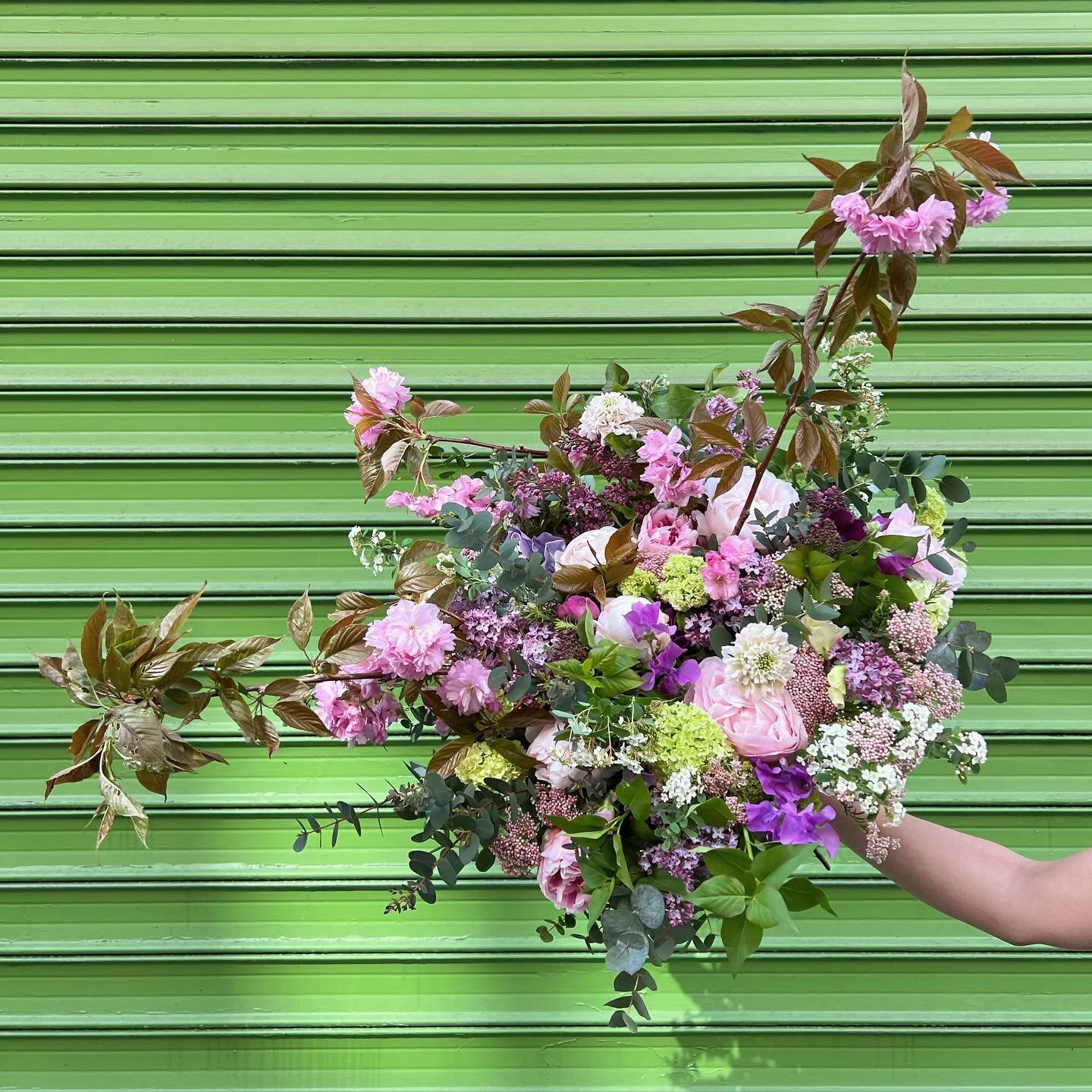 Chez ephemere, l&rsquo;apprentissage nous tient &agrave; c&oelig;ur. Transmettre un savoir faire, un savoir &ecirc;tre, c&rsquo;est aussi &ccedil;a le m&eacute;tier de fleuriste.

Aujourd&rsquo;hui on tenait &agrave; citer ces fleuristes et chefs d&r