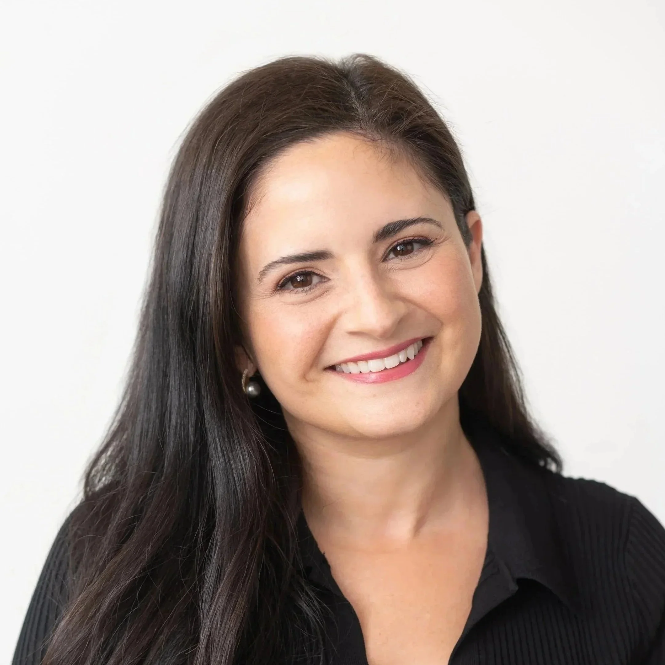 Claudia Naím-Burt