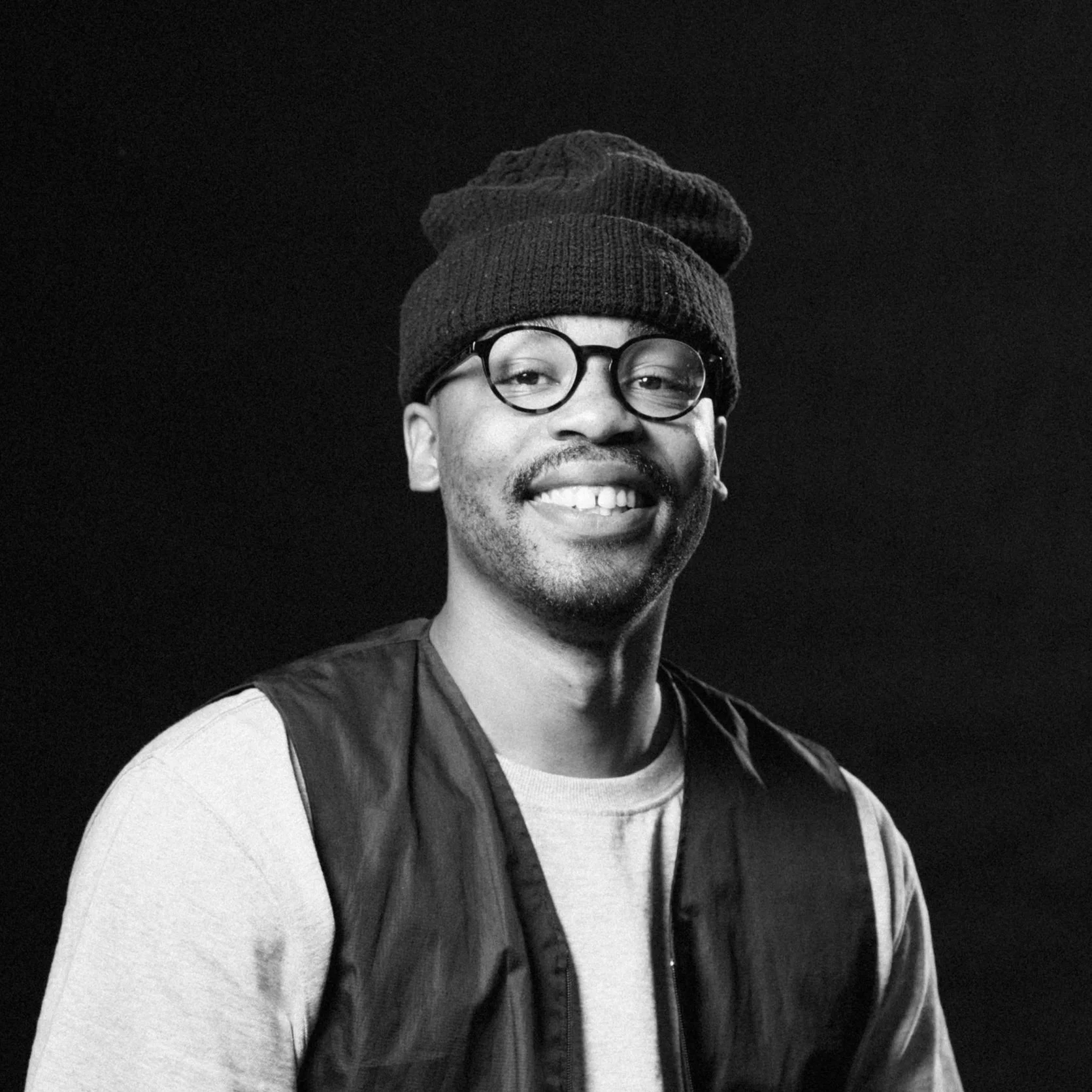  Dumisani Sibanda    Senior Editor  
