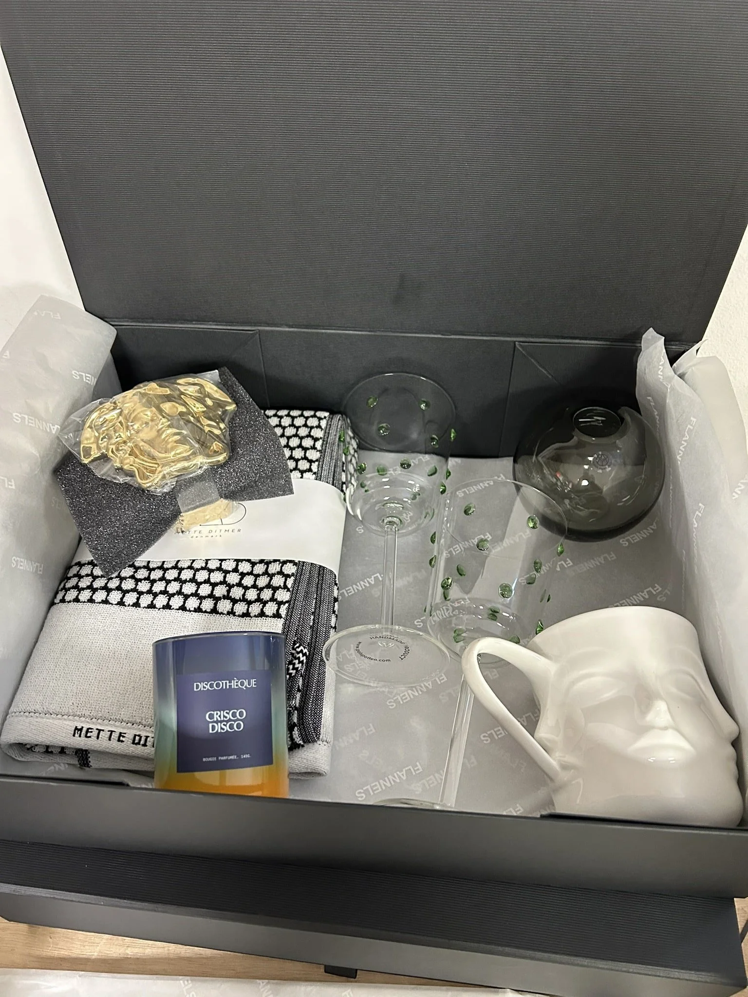 Flannels Hampers5.JPEG