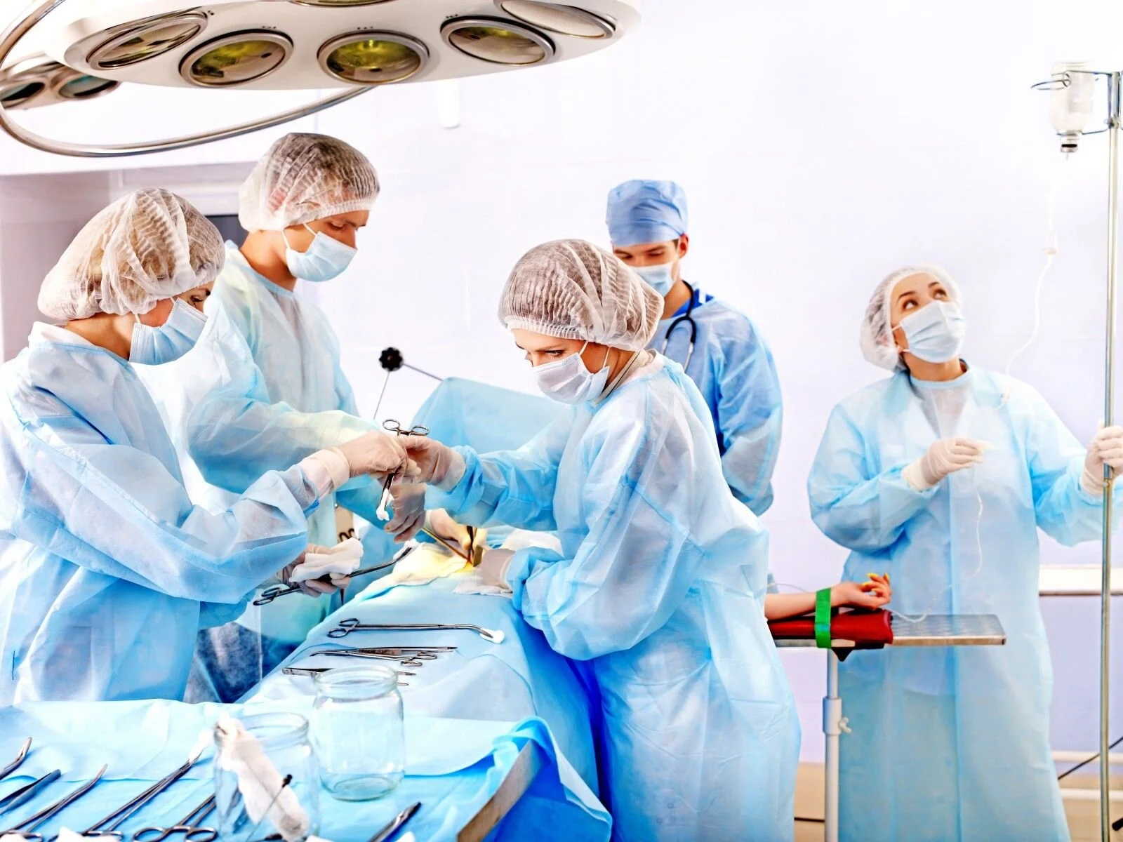 La cirugía bariátrica como tratamiento de la diabetes mellitus tipo 2 en pacientes obesos