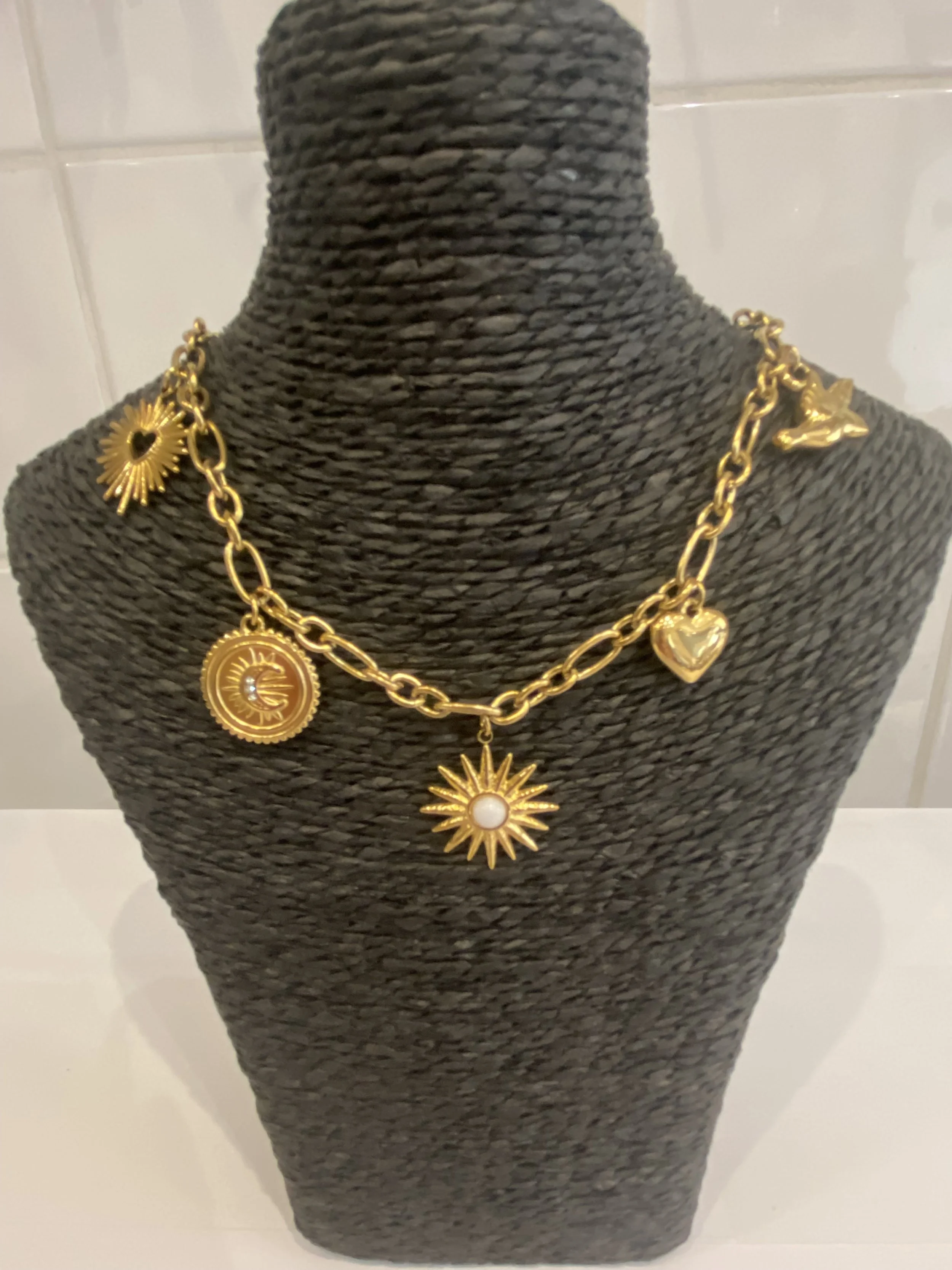 Collier breloques en acier