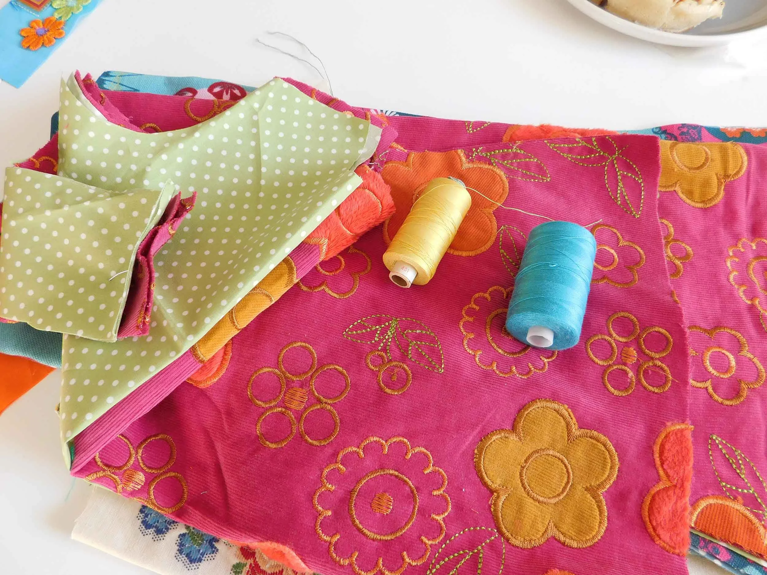 Quantlike Daisies work in progressR j.JPG