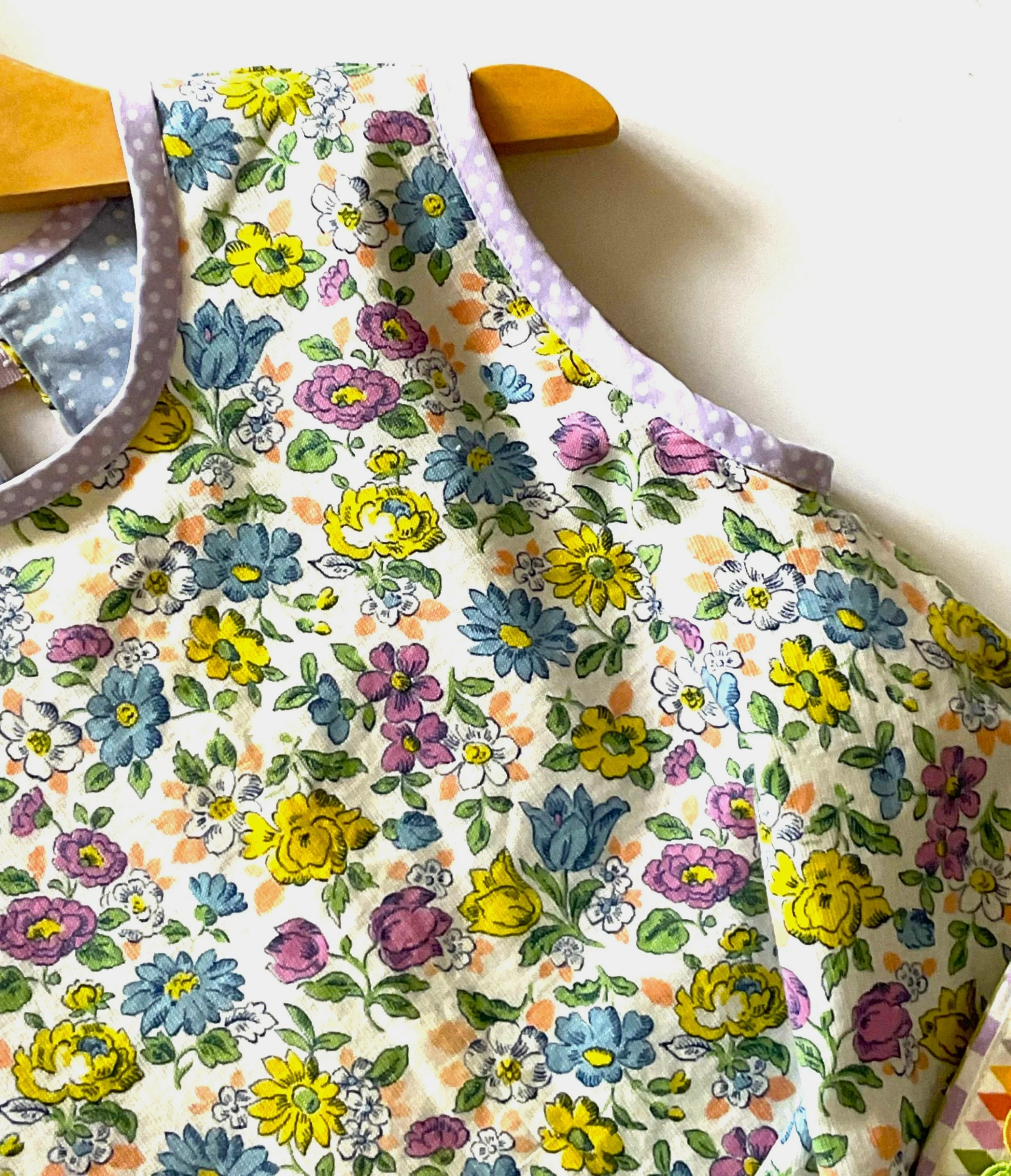 Floral Carpet neck and armhole detail r.jpg