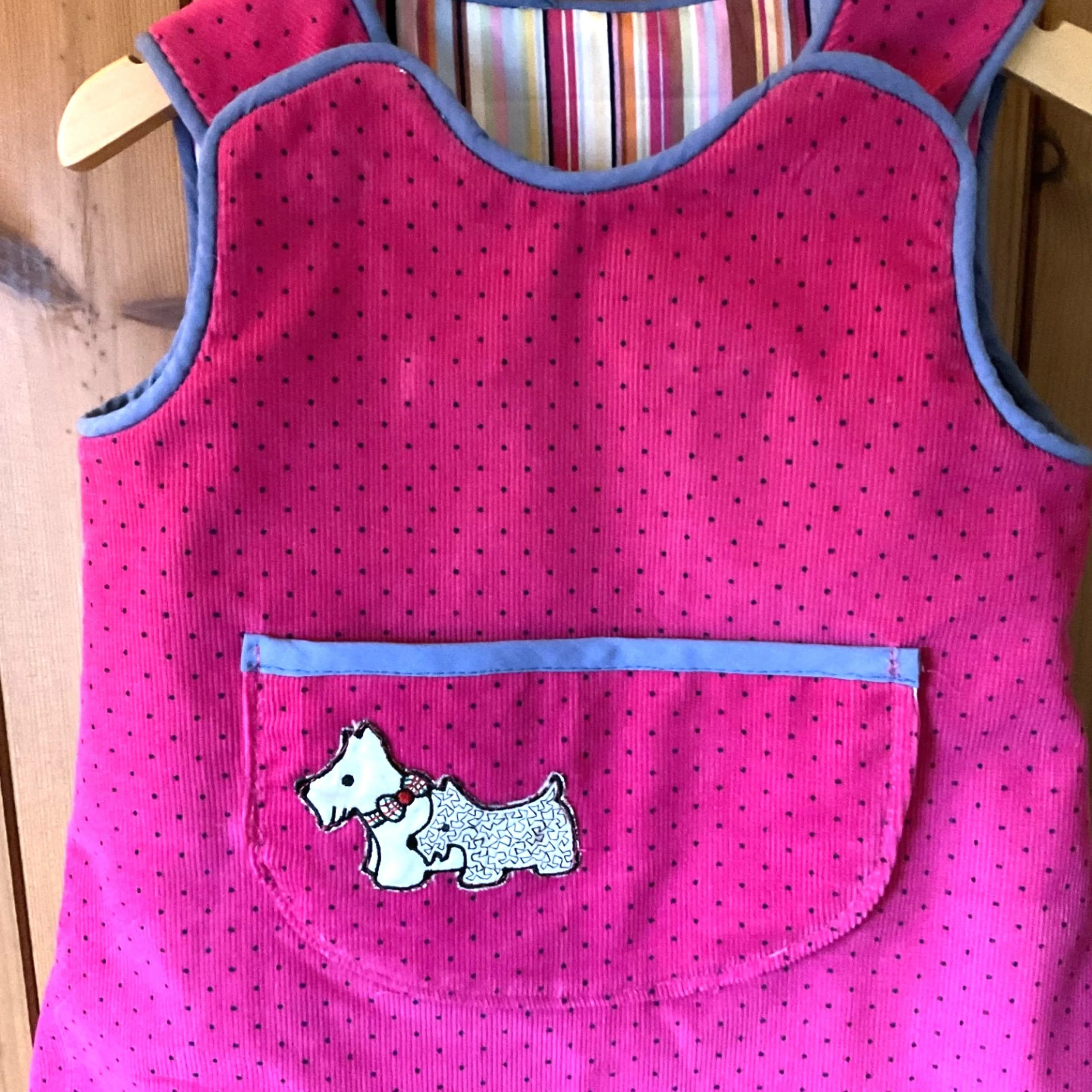 Doggy Dating r pocket trim  r  ar.jpg