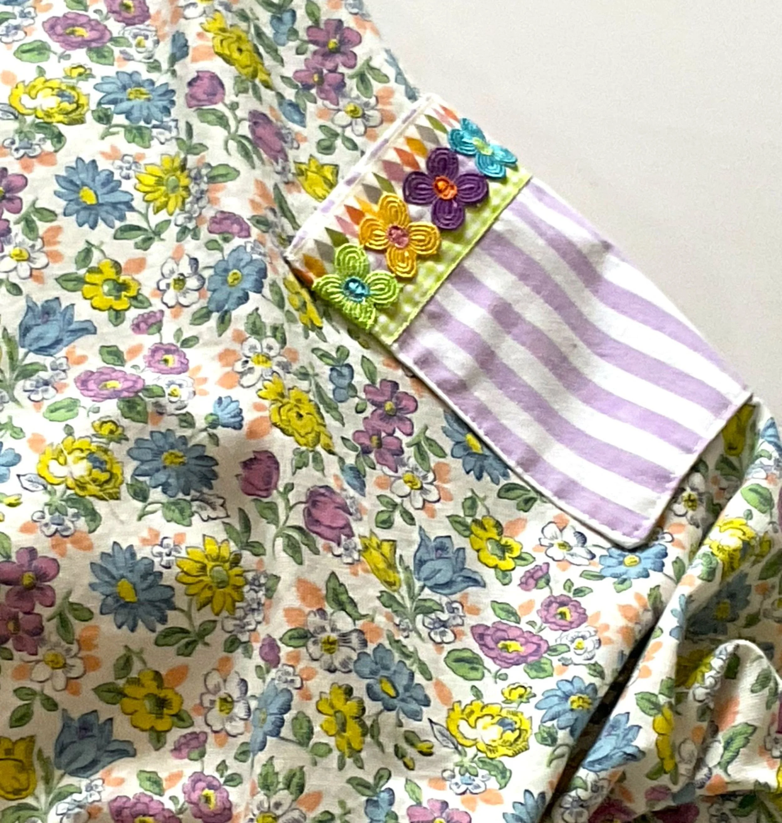 Floral Carpet r pocket detail.jpg
