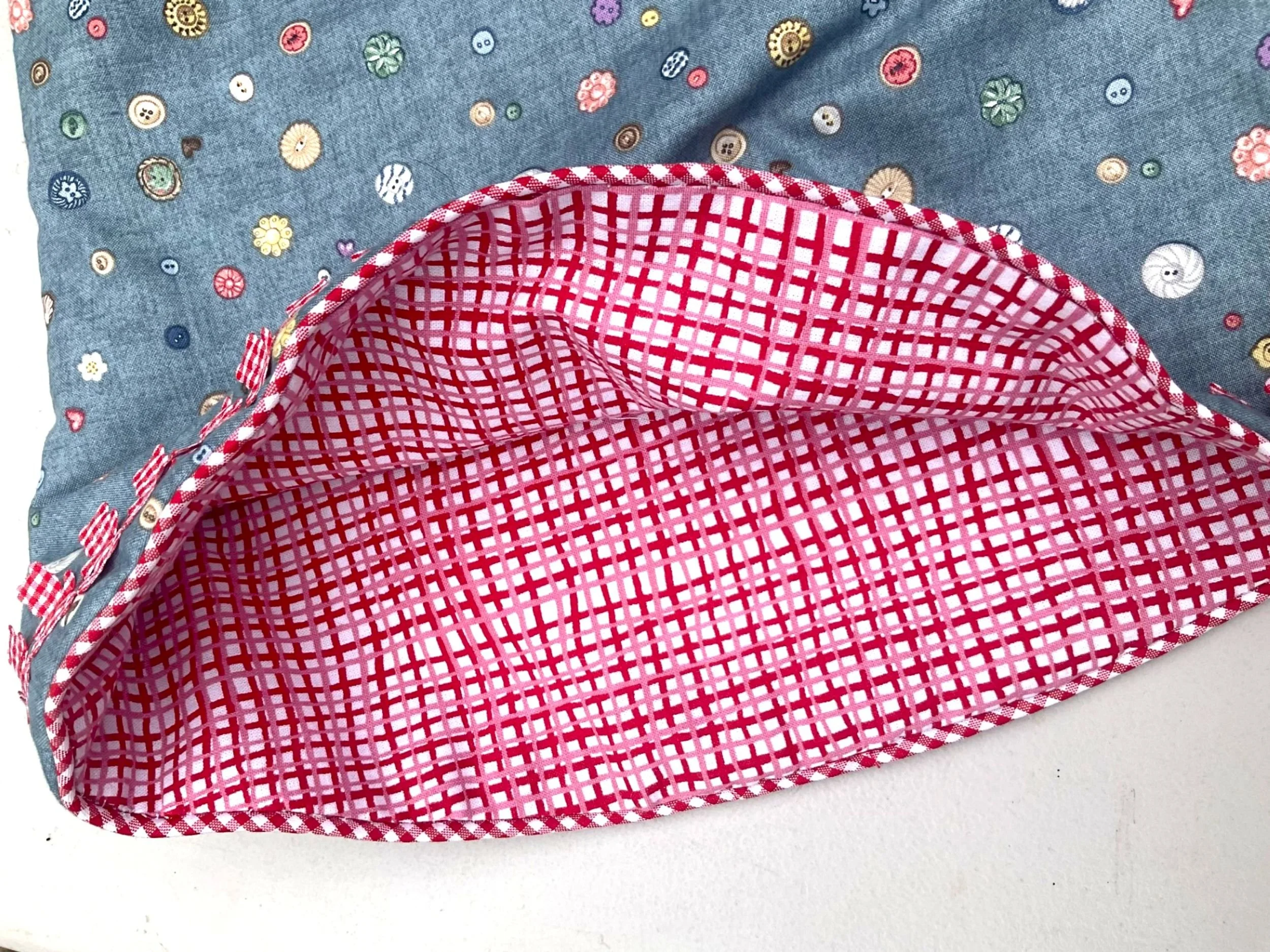 BUTTONS 1 LINING R.jpg