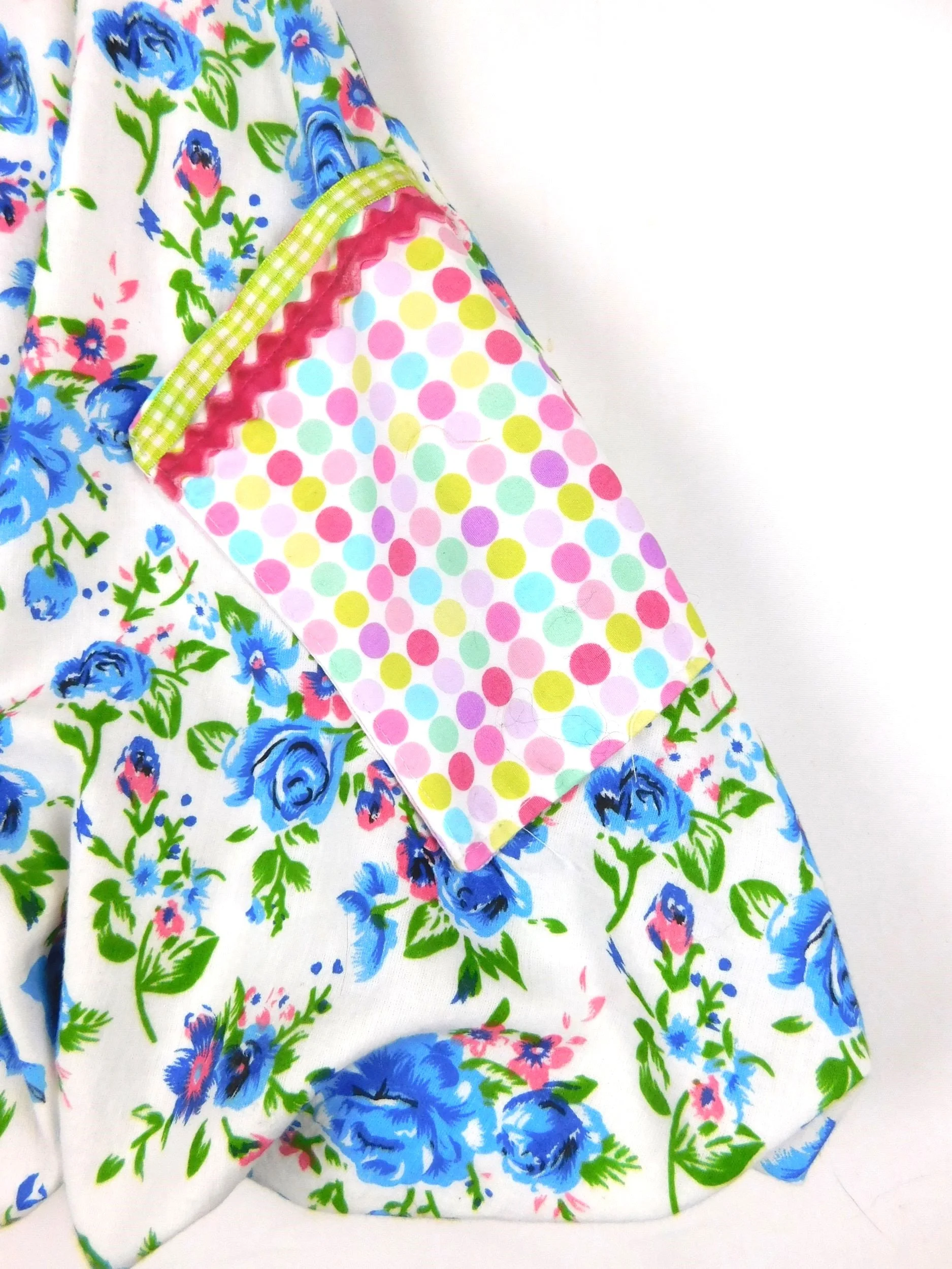 Blue Roses 2 pocket detail rw.JPG