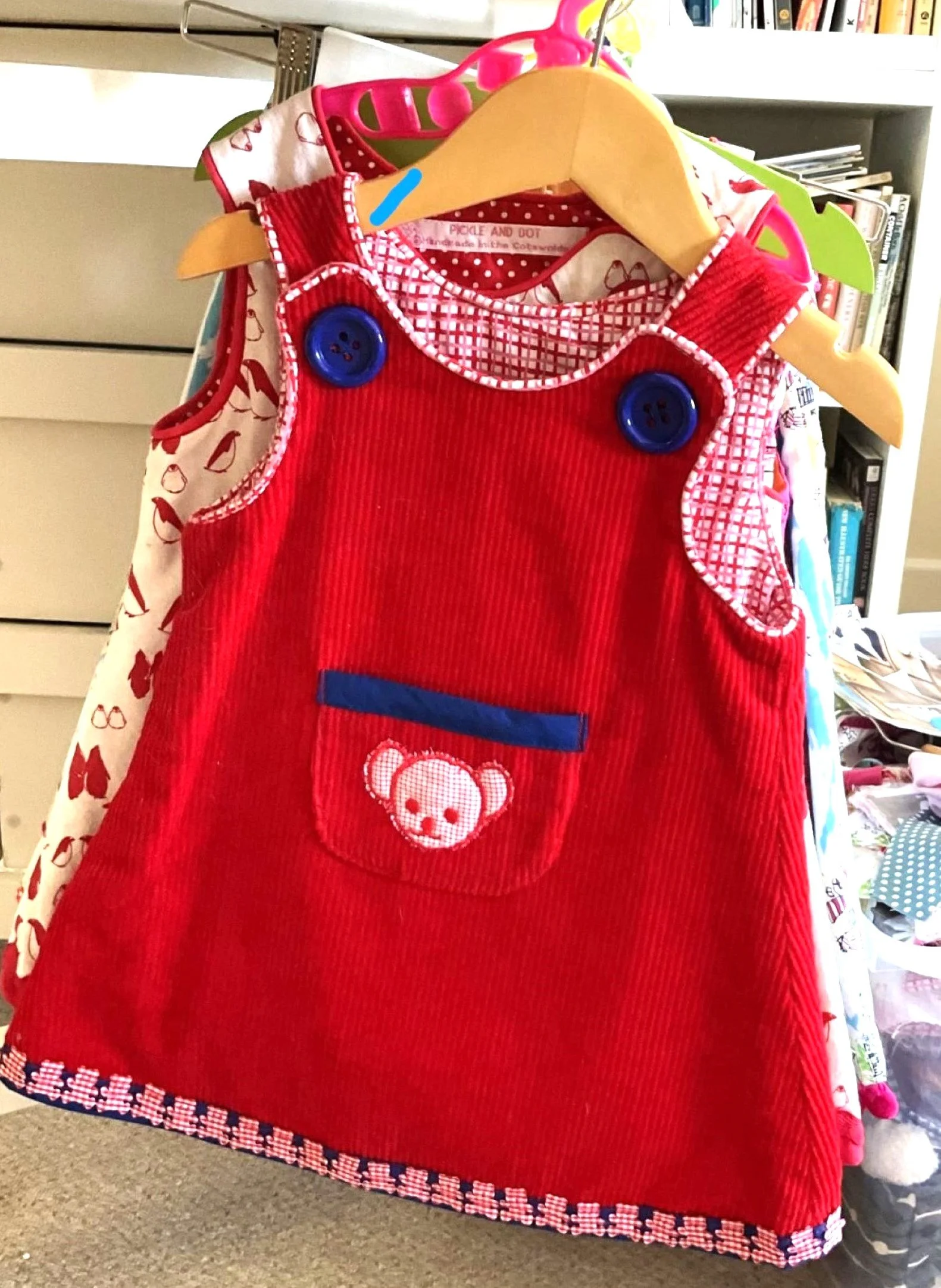 VINTAGE fabric ‘Playful Teddies’ girl’s pinafore dress – age 3 £35 (Free p&P)