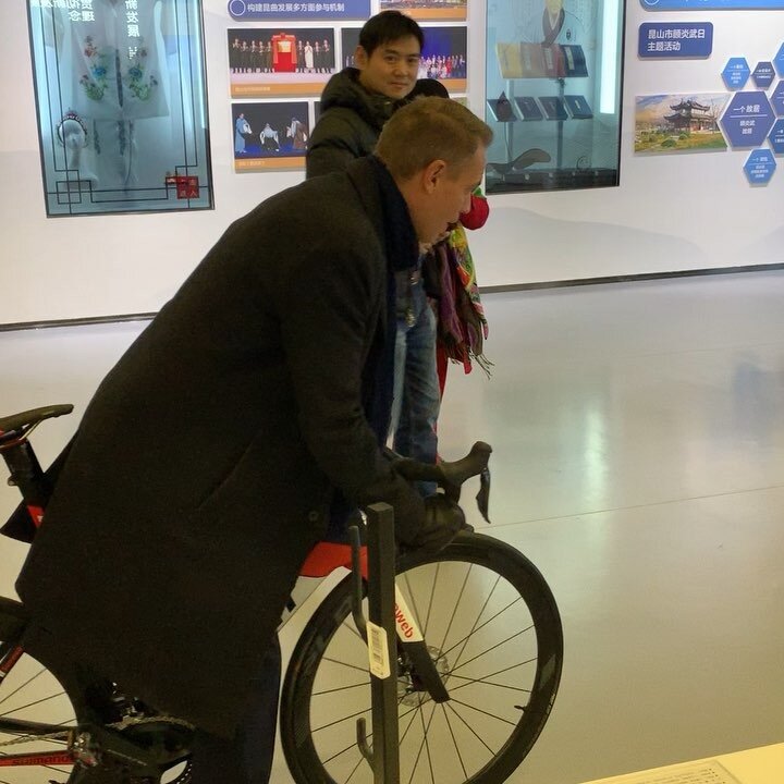 Testing 100% carbon racing bike, representing #KistaScienceCity on inspirational roadshow arranged by 4CNconsult.com, meeting with leading Government officials, investors, incubators, tech zones and universities learning about the Chinese innovation 