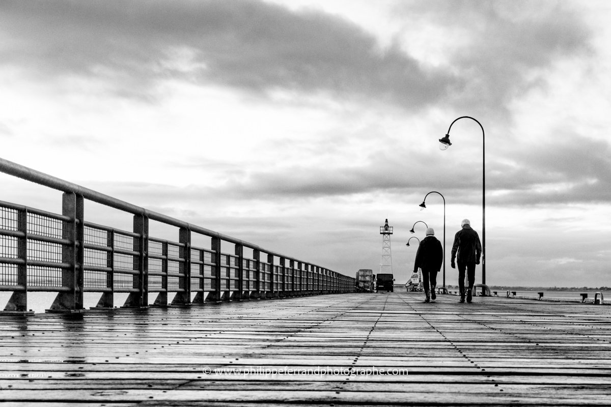 328 - Promenons nous sur la jetée
