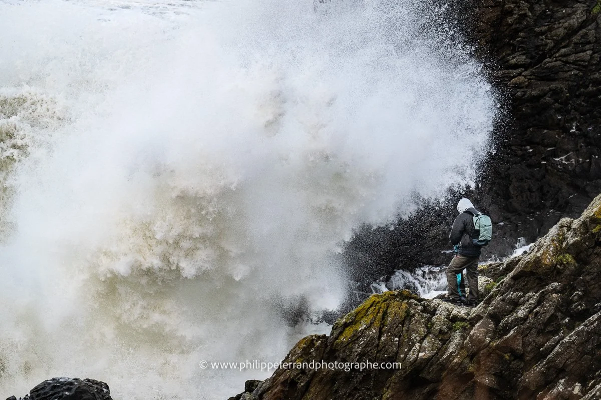Le pêcheur et la vague