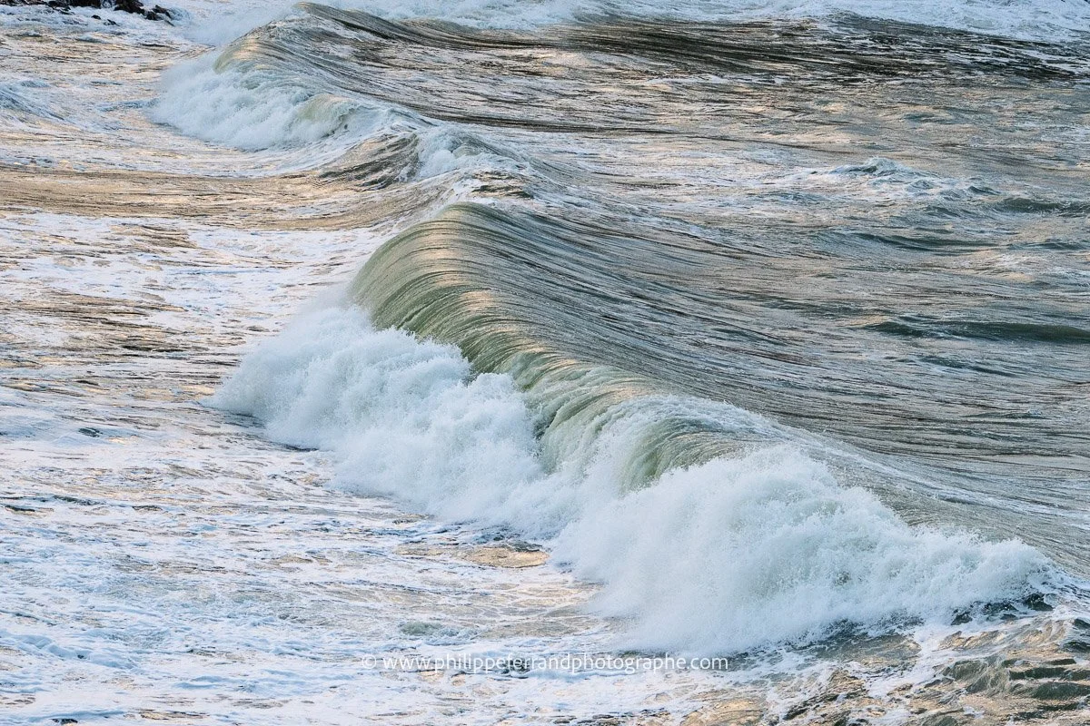 Vague sur la plage du Saussaye