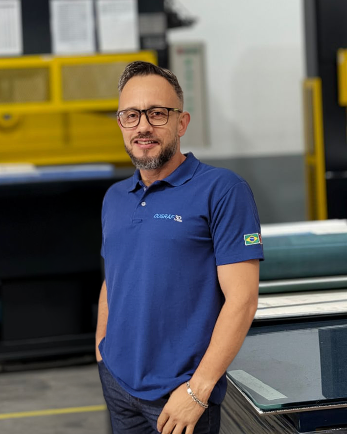 Meet The Team: conheça Marco Antonio, Técnico de Aplicação Offset da Dugraf