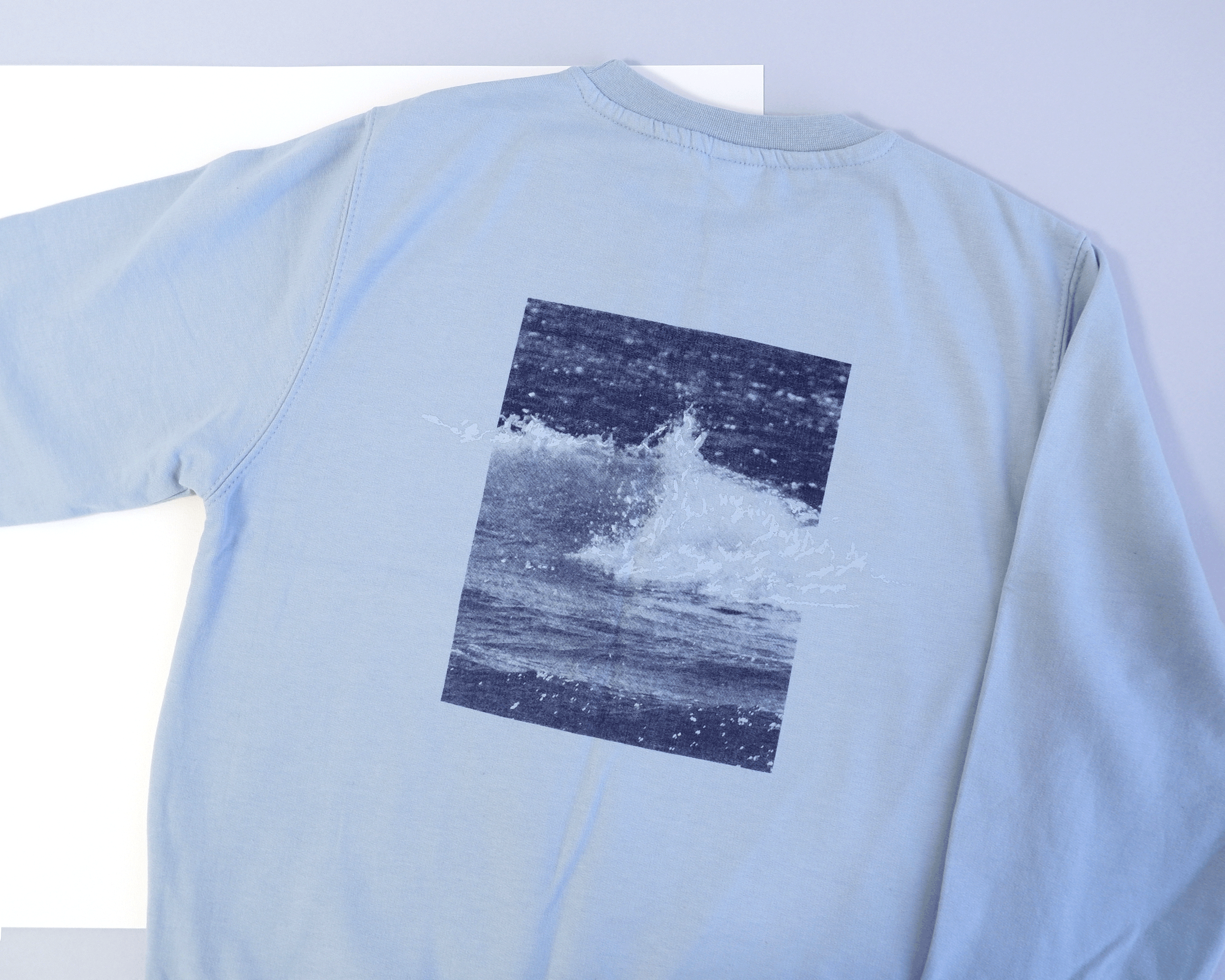 Waves Jumper - Blue