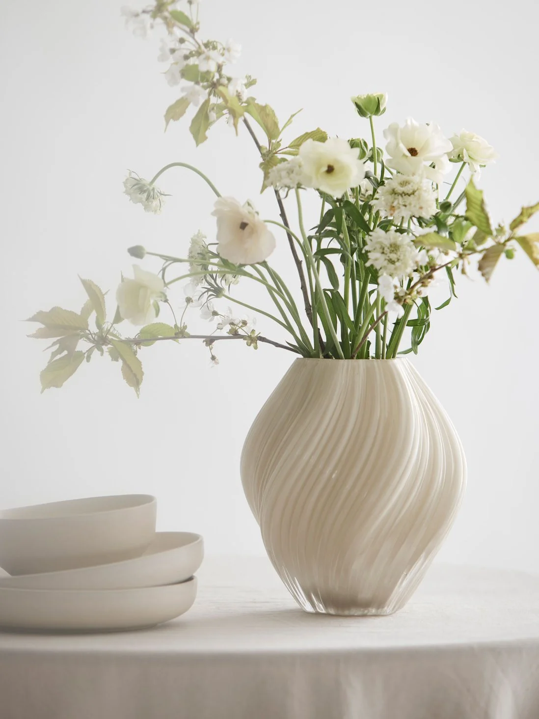 noma-vase-3-webb.jpg