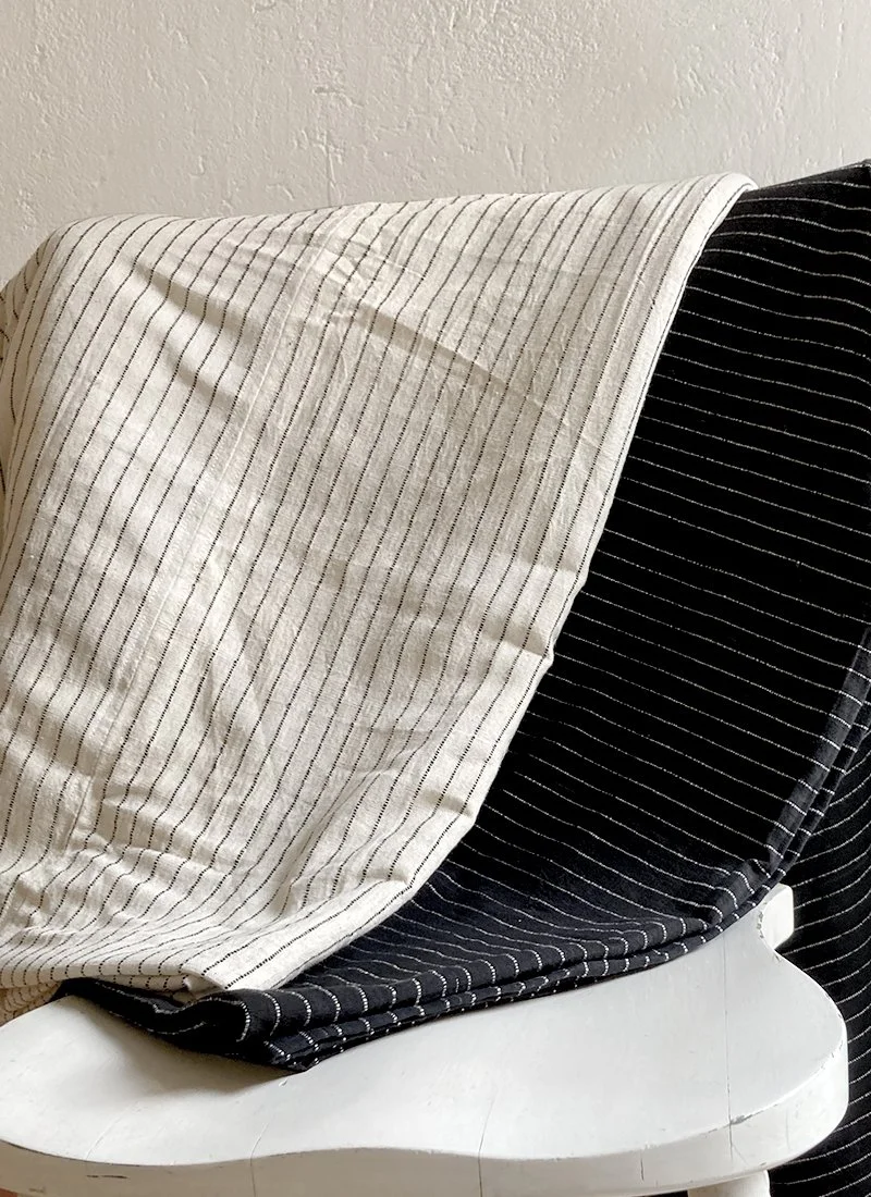 couvre-lit-noir-blanc.jpg