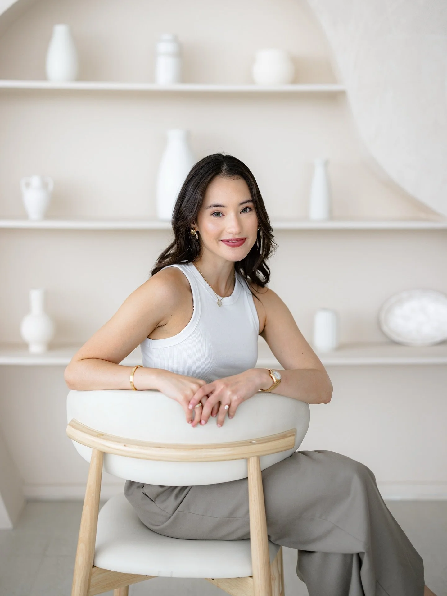 unpolished content may be in vogue on this app, but unfortunately getting headshots done is a confidence booster as old as time :)) 

I was ~saving~ these for the launch of my refreshed coaching webpages (you can stalk em here: veenamccoole.com/coach