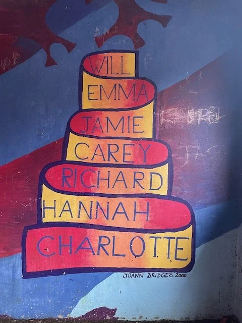 Bus shelter interior before painting - Susan Rees