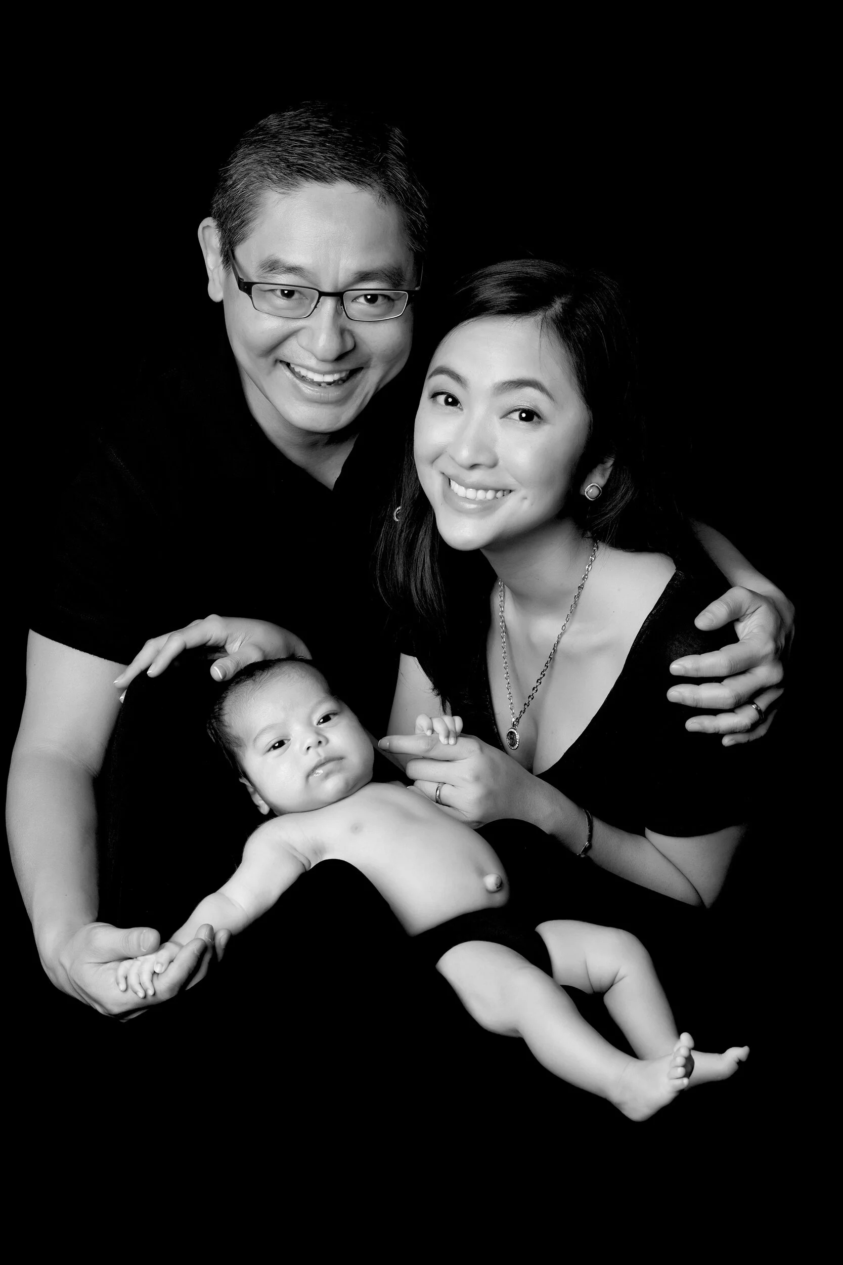 rosa-and-daniel-family-portraits-newborn-baby-133.jpg