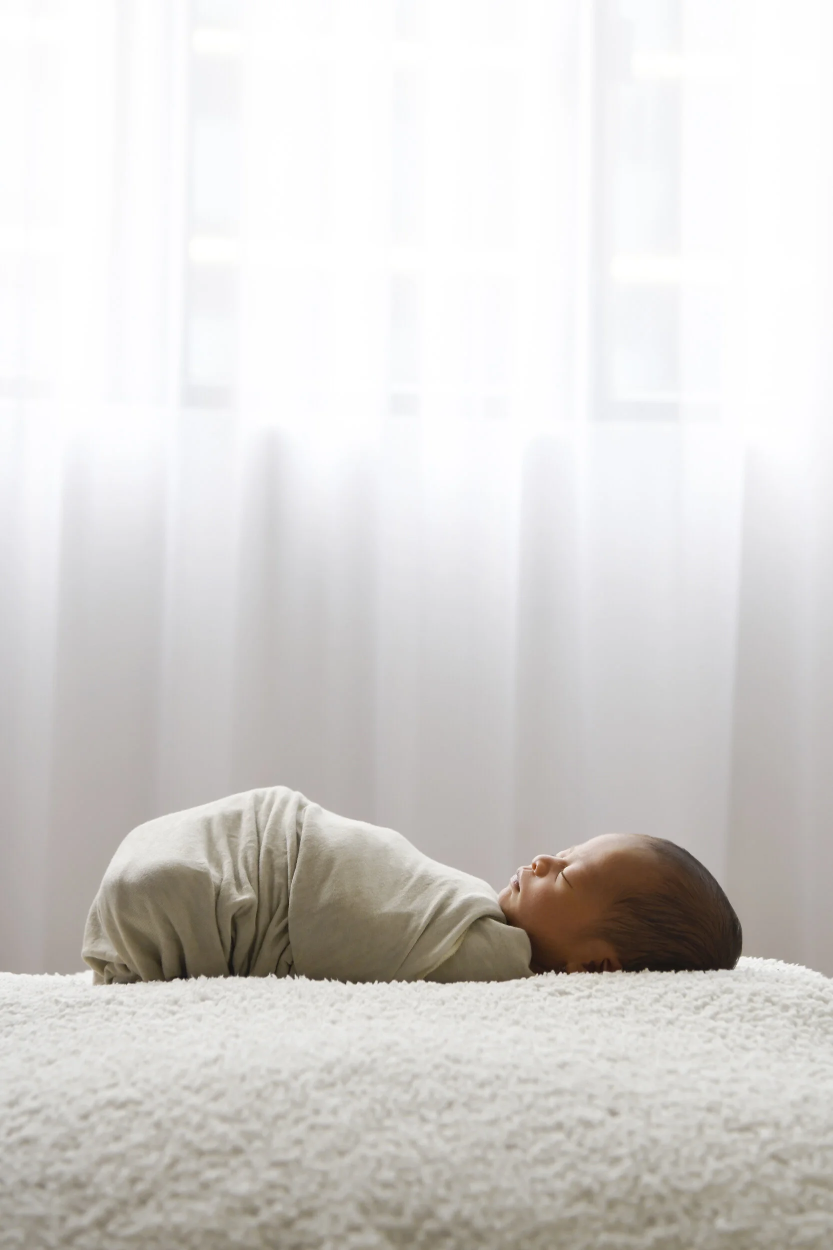 rosa-and-daniel-family-portraits-newborn-baby-126.jpg