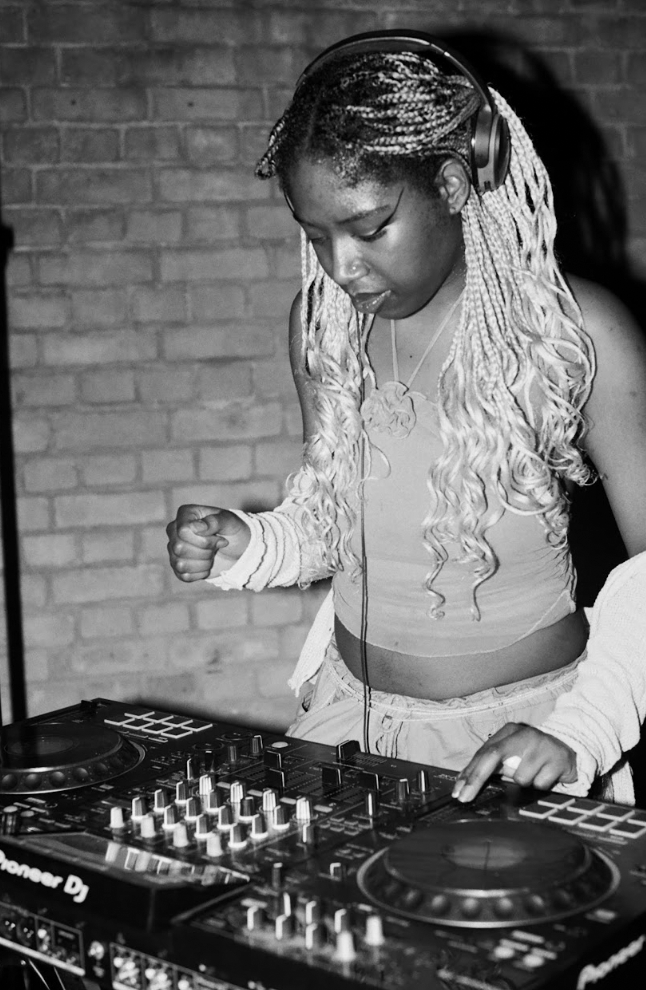 DJ Timi.png